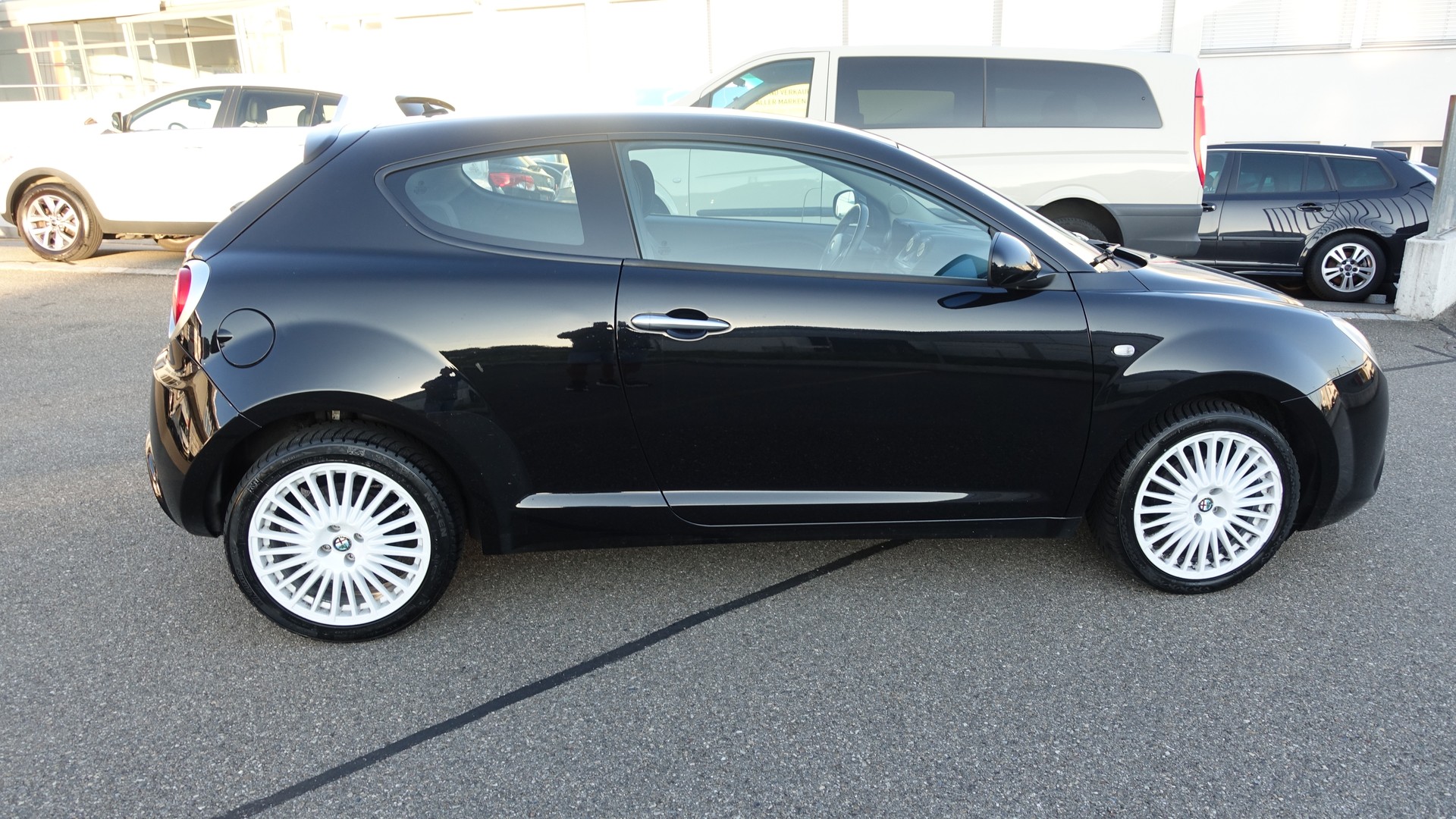 ALFA ROMEO MiTo 0.9 TwinAir Turbo Junior-image-2