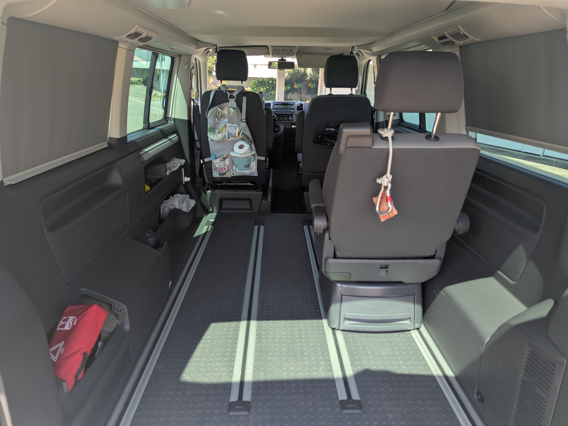 VW 2.0 TDI 140 California Beach Last Edition-image-10