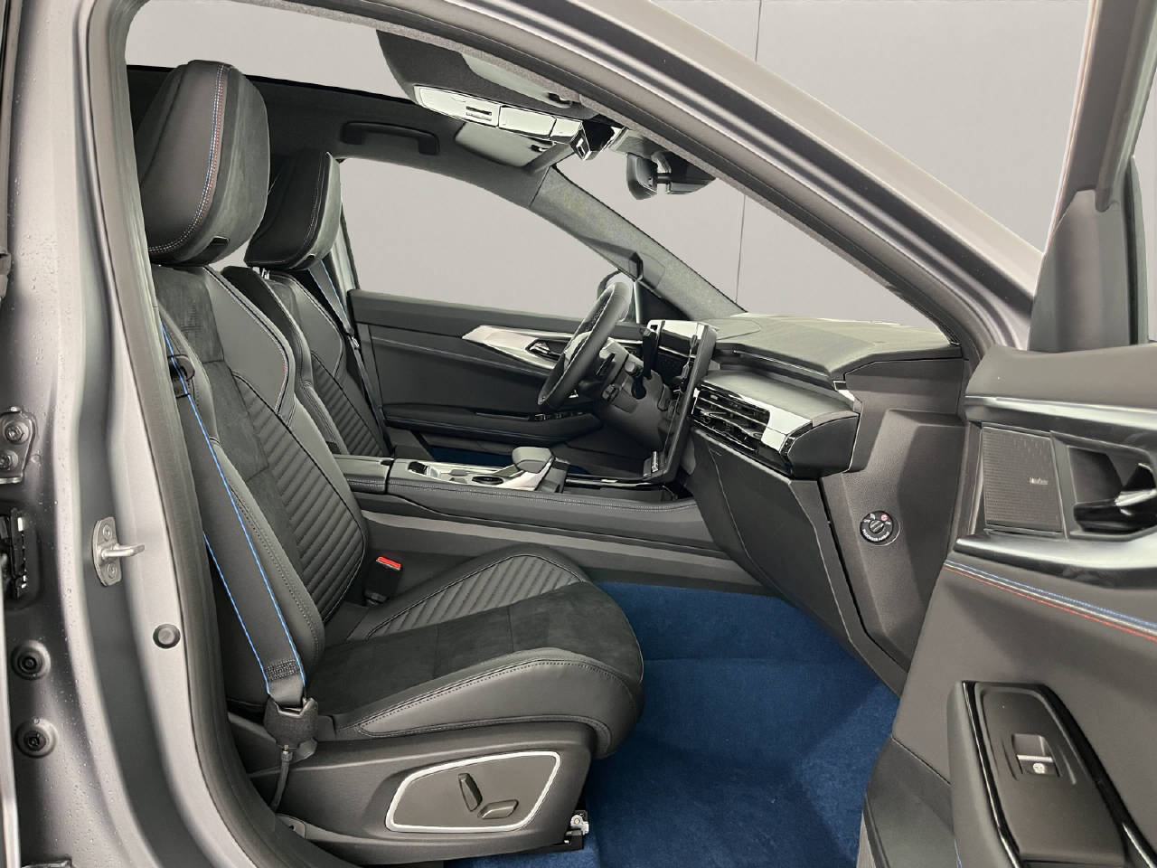 RENAULT Rafale 1.2 E-Tech Plug-in Atelier Alpine-image-15