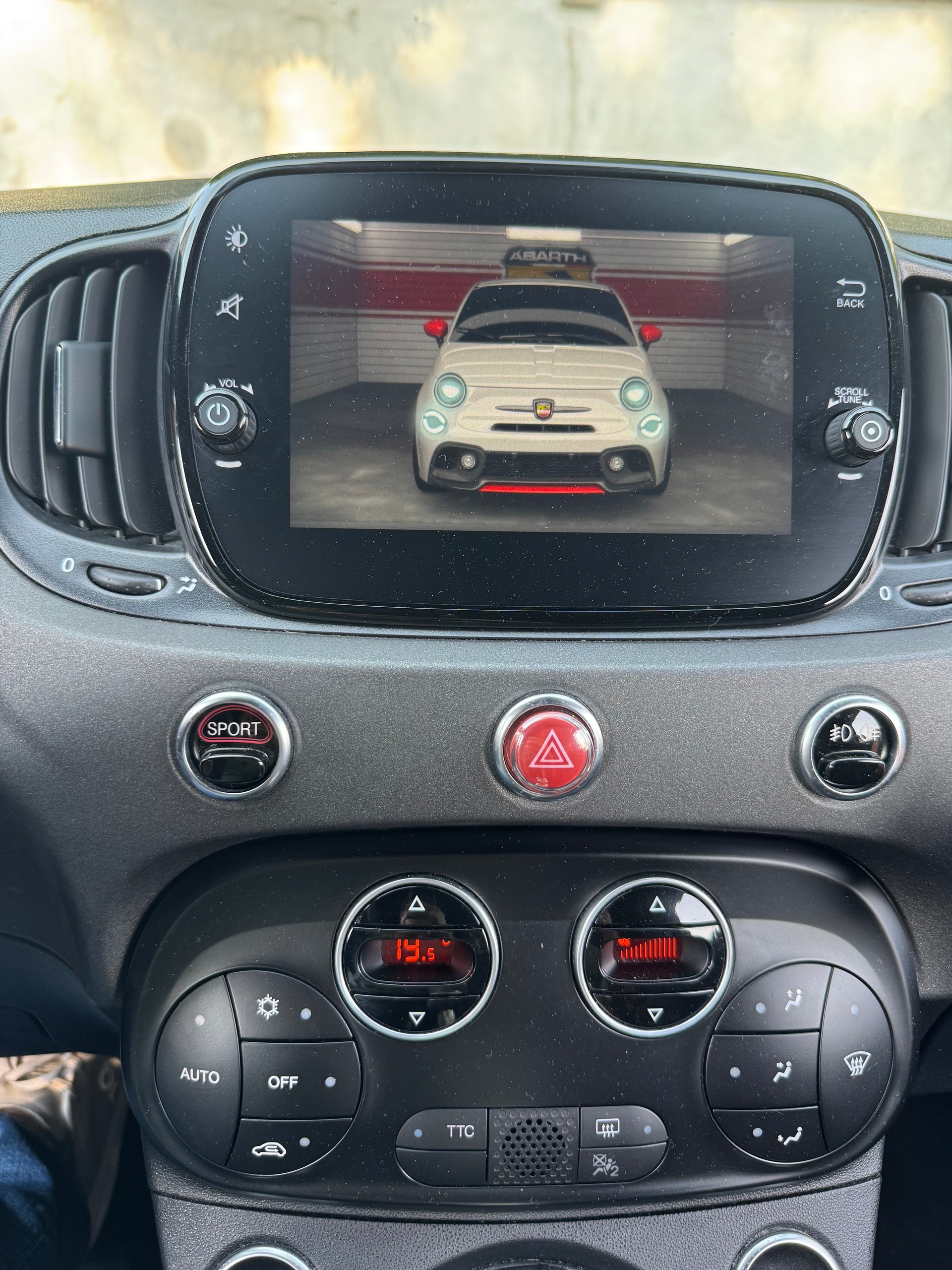 FIAT 595 1.4 16V Turbo Abarth Competition-image-10