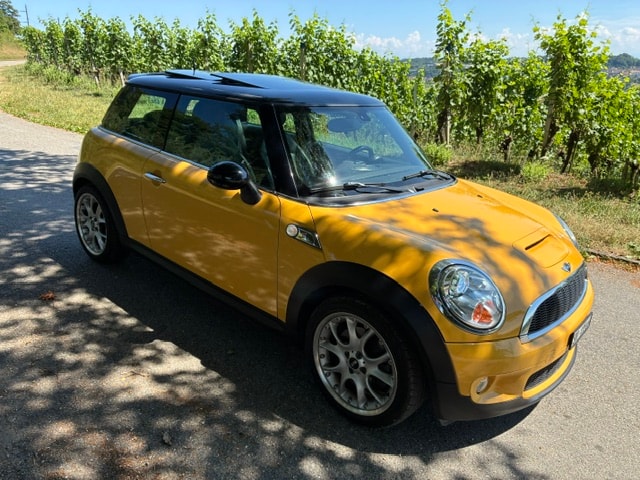 MINI 1.6i Cooper S-image-0