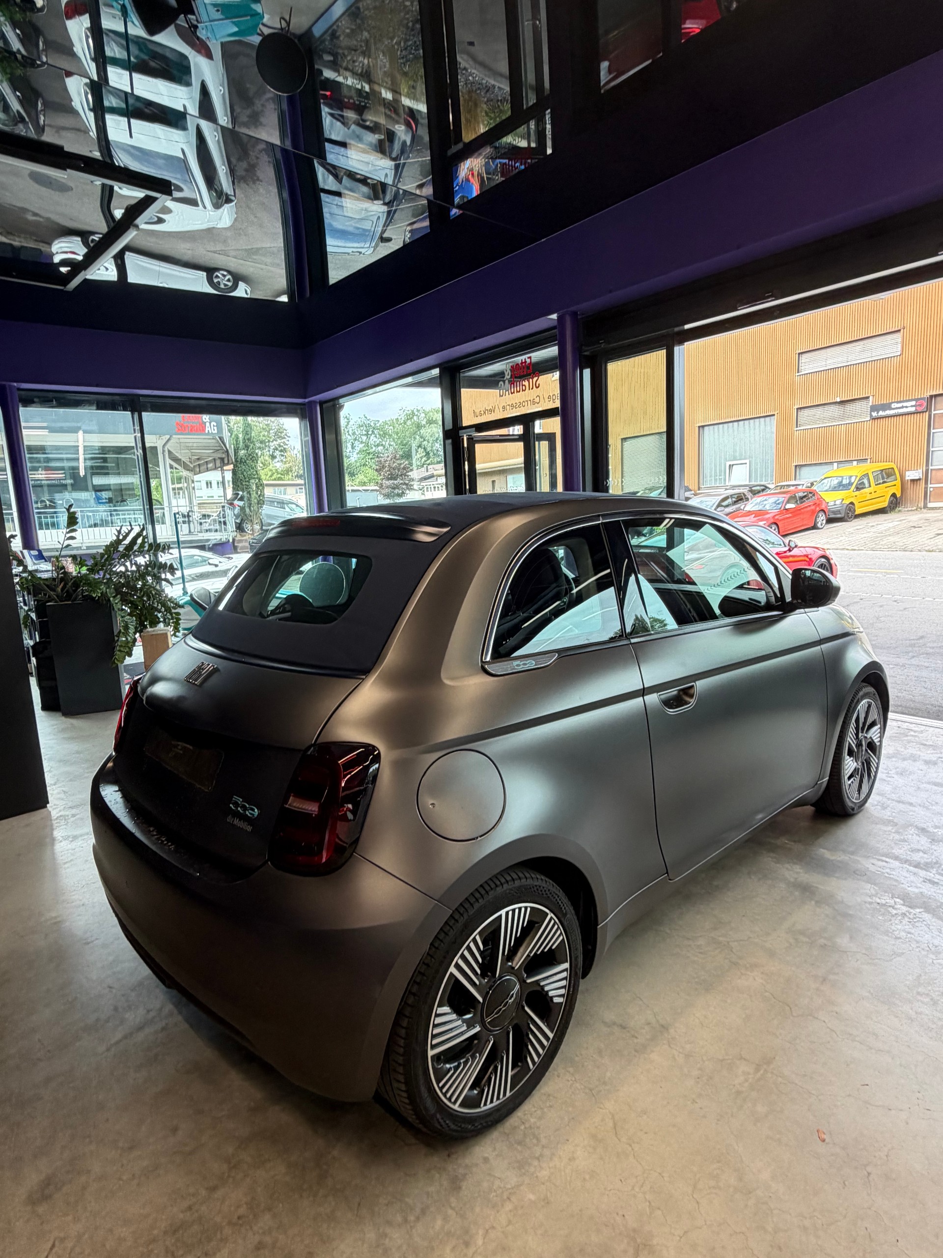 FIAT 500 C electric 87 kW Icon-image-6
