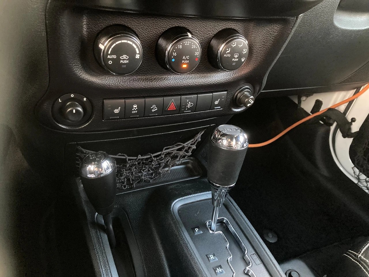 JEEP Wrangler 3.6 Unlimited JK Edition Automatic hardtop mit Seilwinde-image-24
