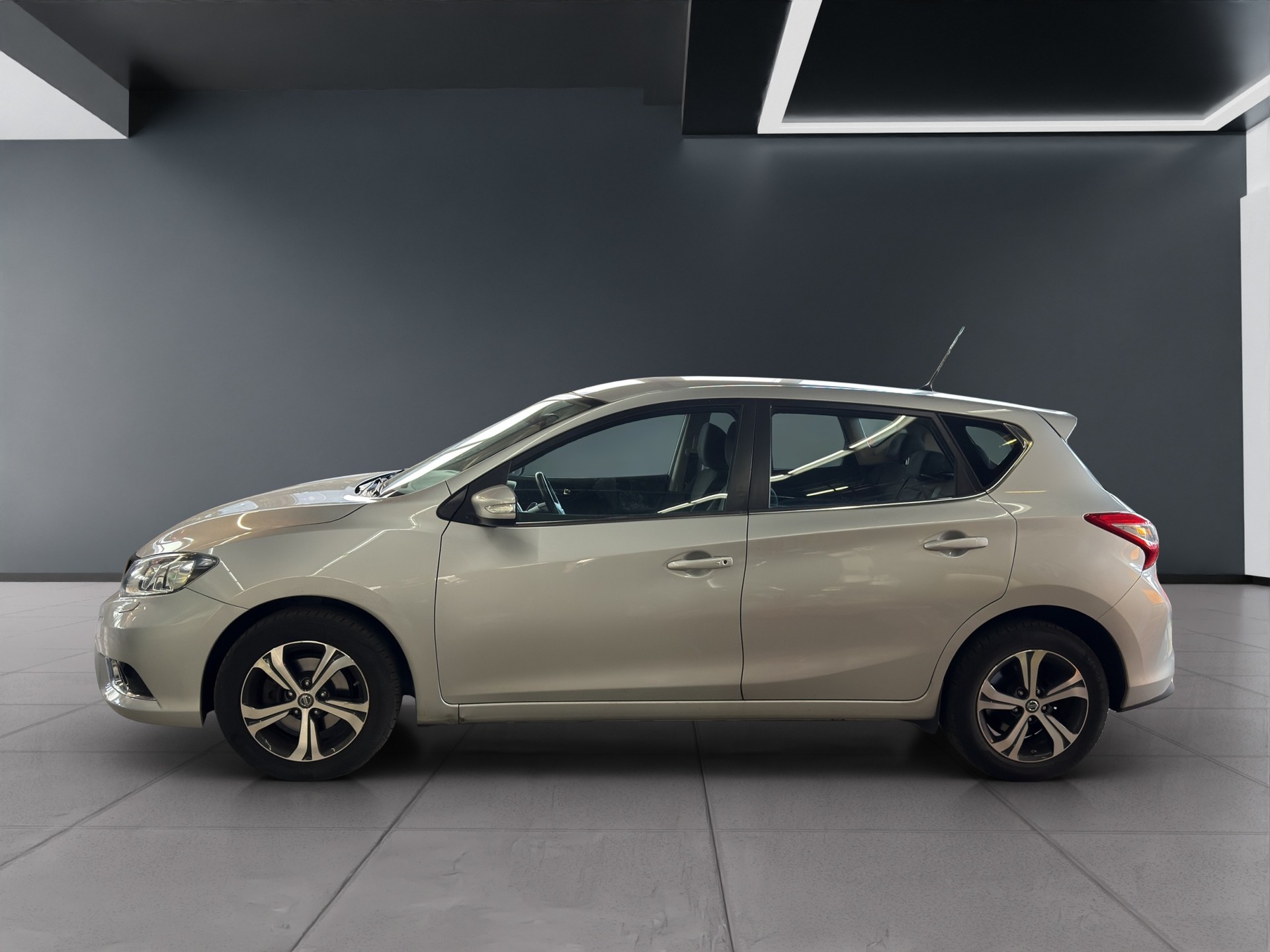 NISSAN Pulsar 1.2 DIG-T visia Xtronic CVT-image-6