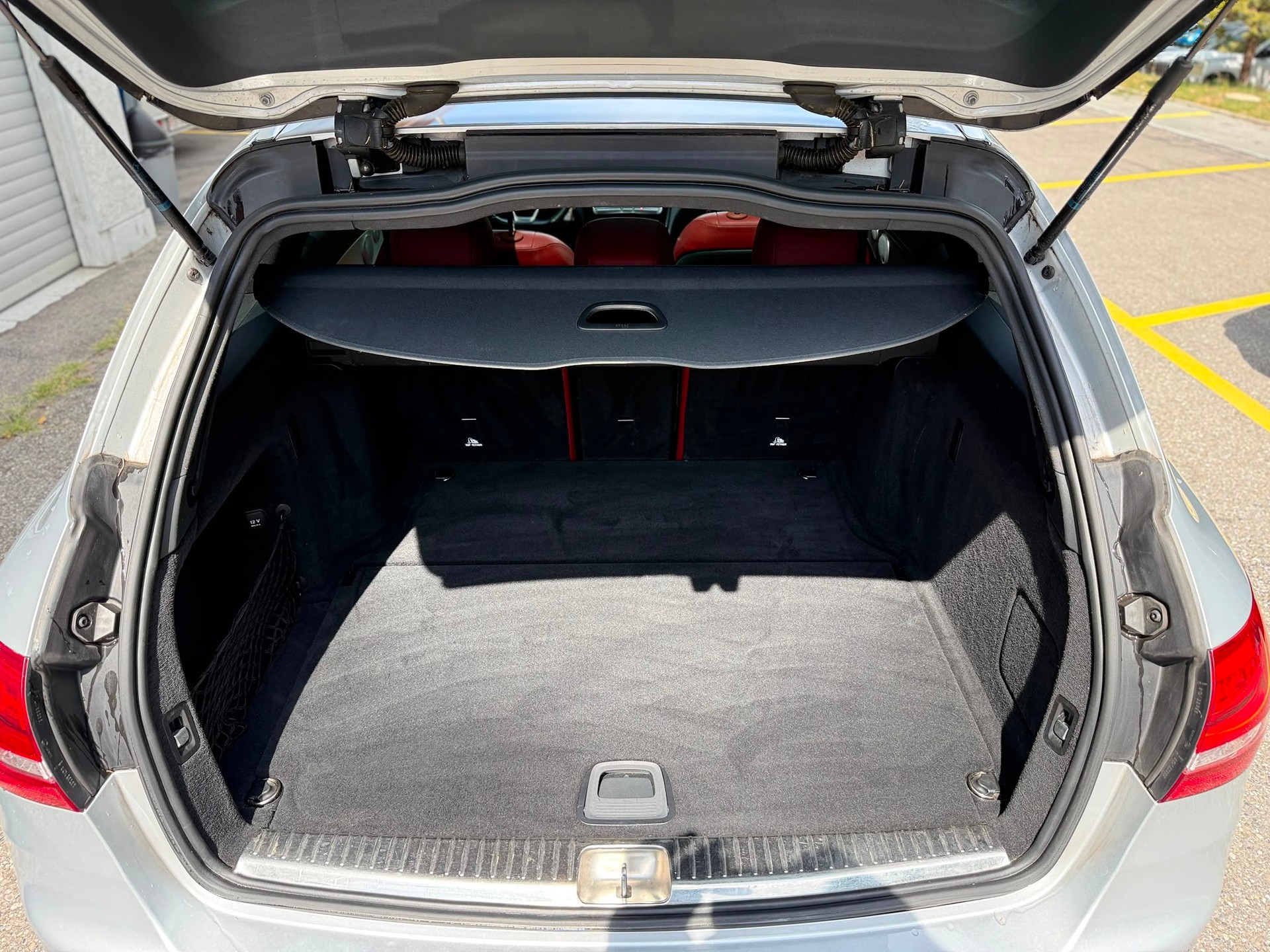 MERCEDES-BENZ C 250 BlueTec AMG Line 4m Kombi-image-23