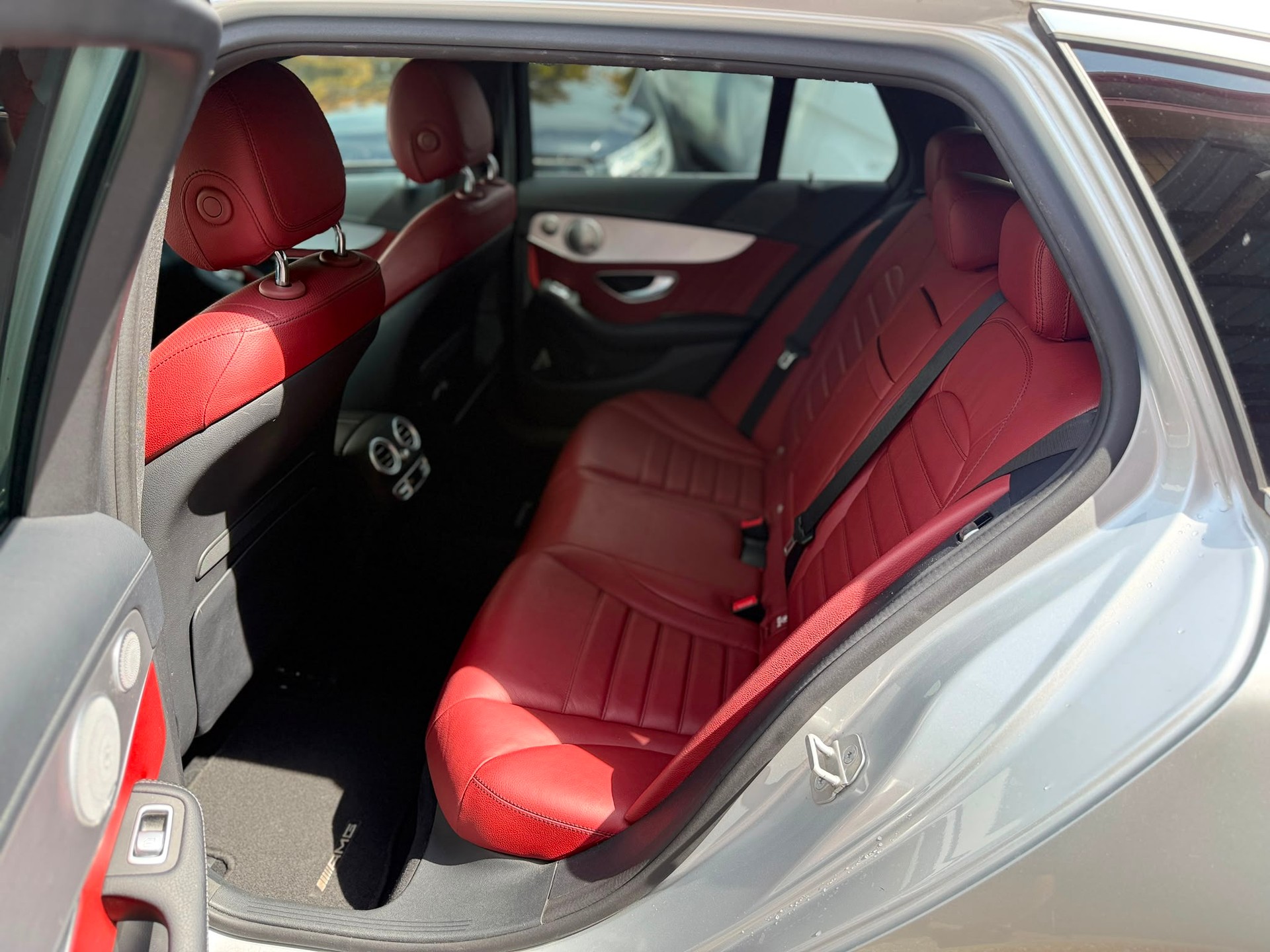 MERCEDES-BENZ C 250 BlueTec AMG Line 4m Kombi-image-10