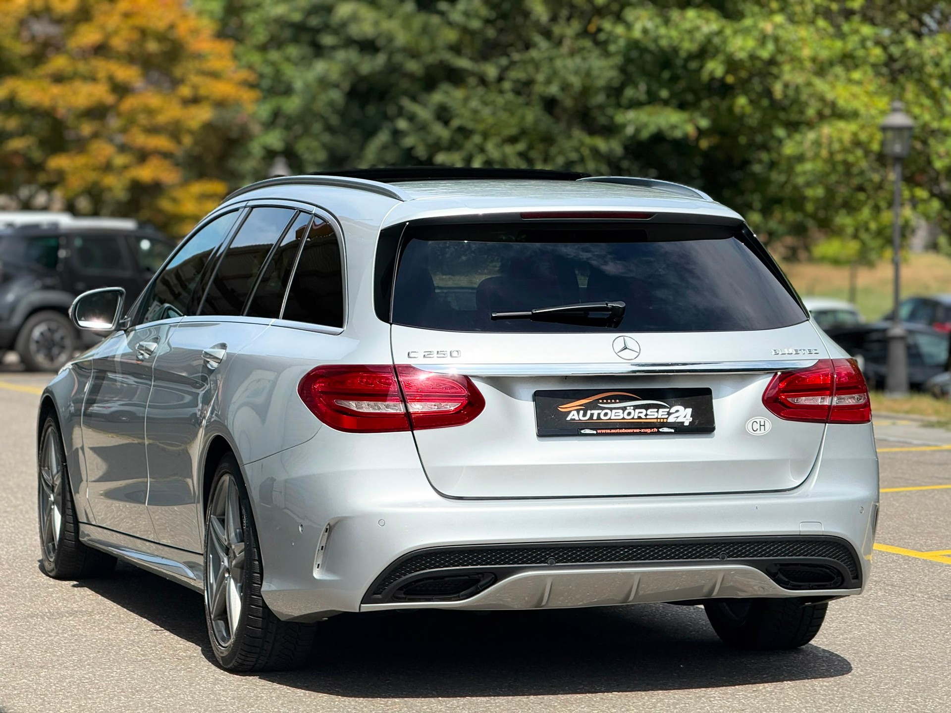 MERCEDES-BENZ C 250 BlueTec AMG Line 4m Kombi-image-4