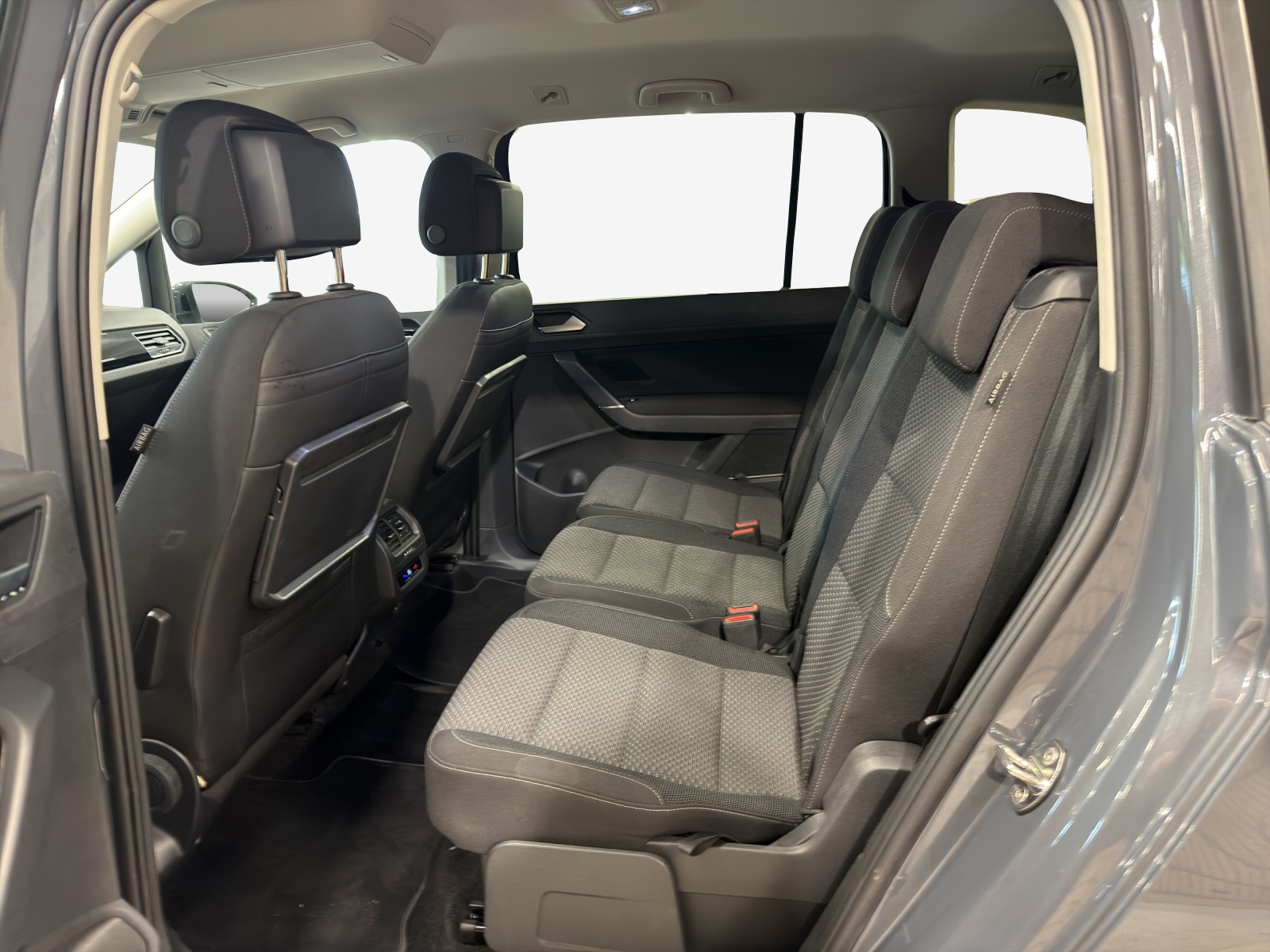 VW Touran 1.5 TSI EVO Comfortline DSG-image-11