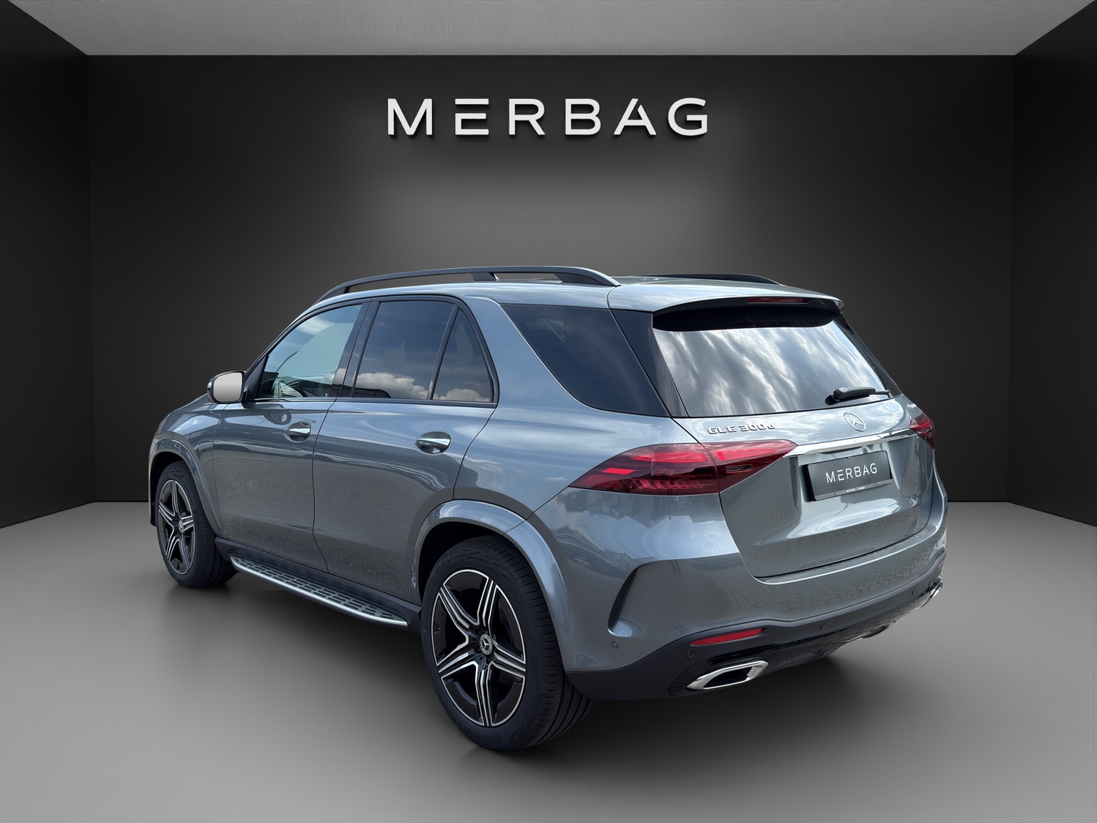 MERCEDES-BENZ GLE 300 d 4Matic 9G-Tronic-image-2
