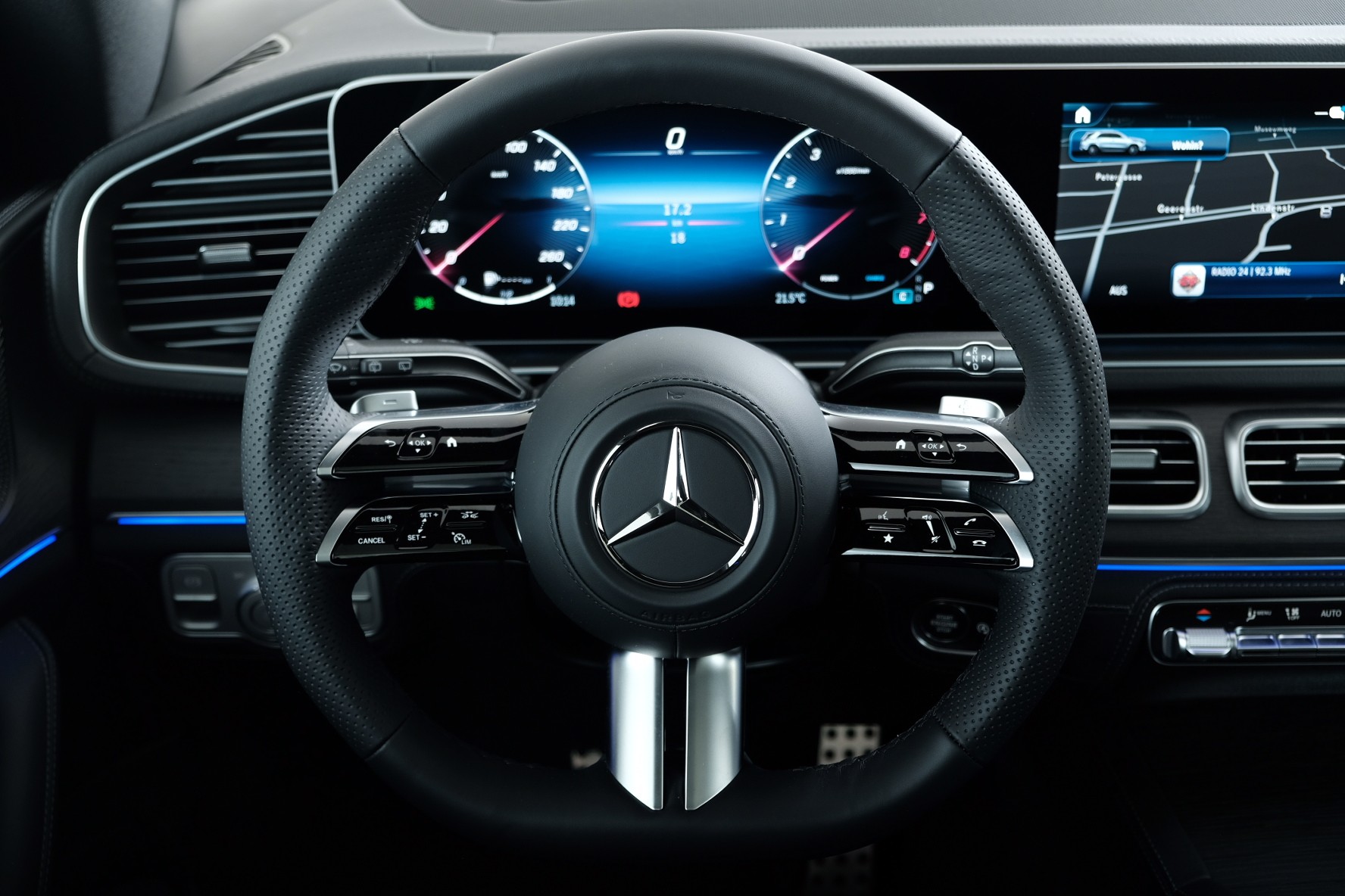 MERCEDES-BENZ GLE 450 4Matic 9G-Tronic-image-7
