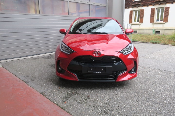 TOYOTA Yaris 1.5 Trend e-CVT-image-1