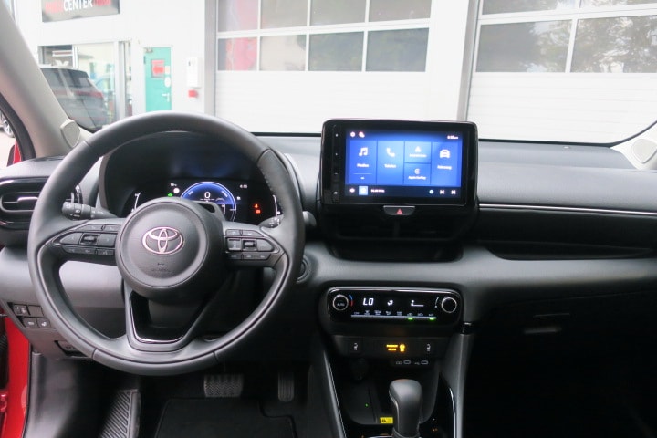 TOYOTA Yaris 1.5 Trend e-CVT-image-8