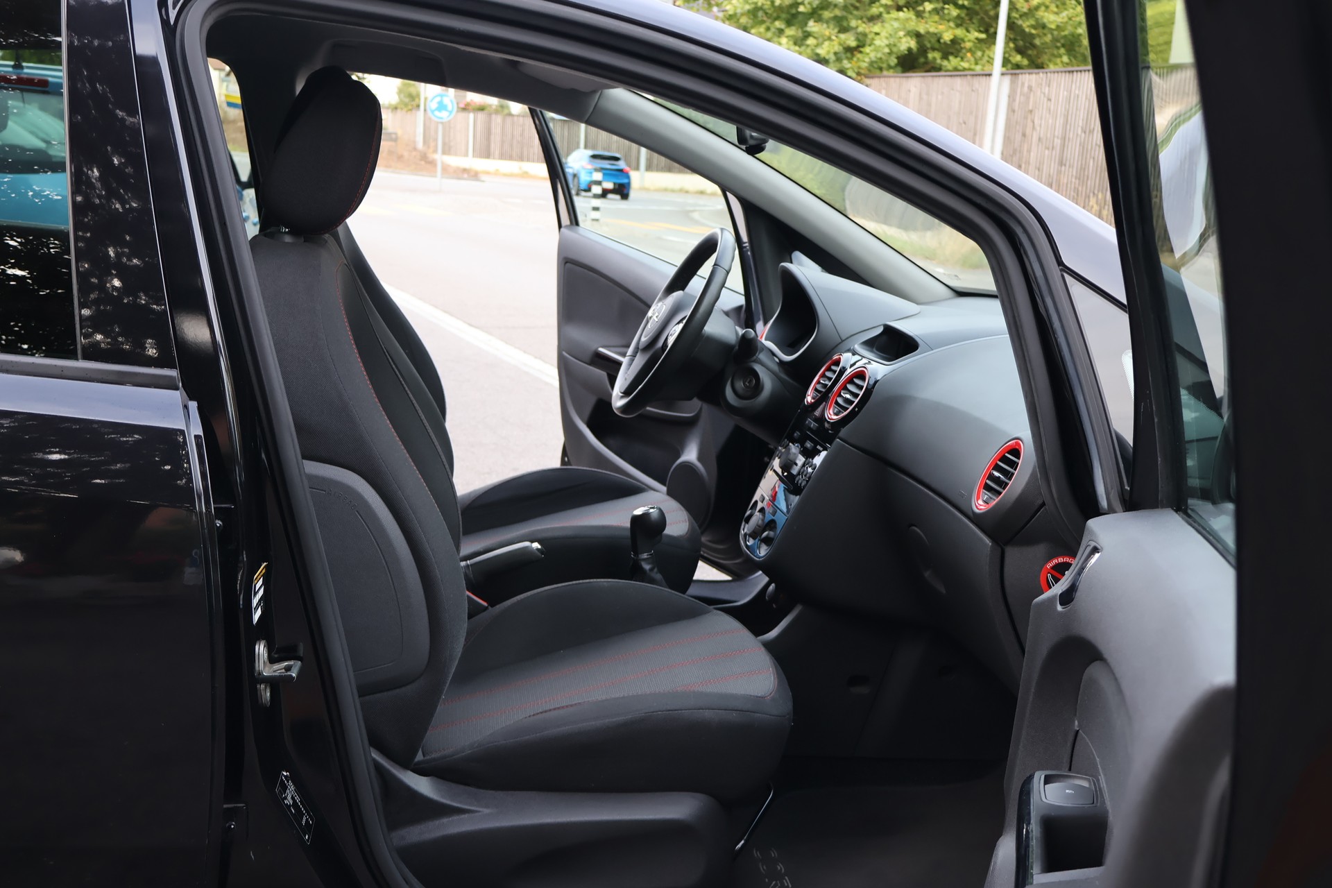 OPEL Corsa 1.4 TP Sport-image-12