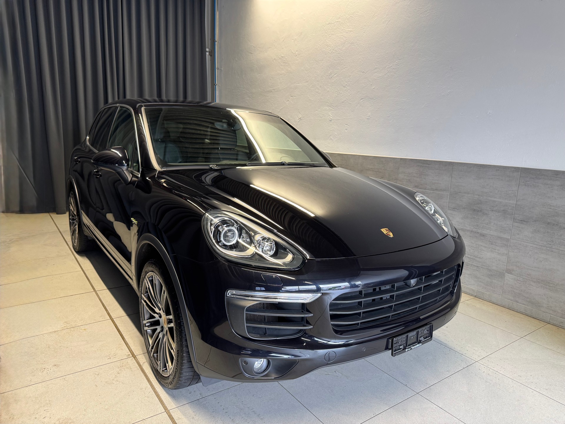 PORSCHE Cayenne S E-Hybrid (38)
