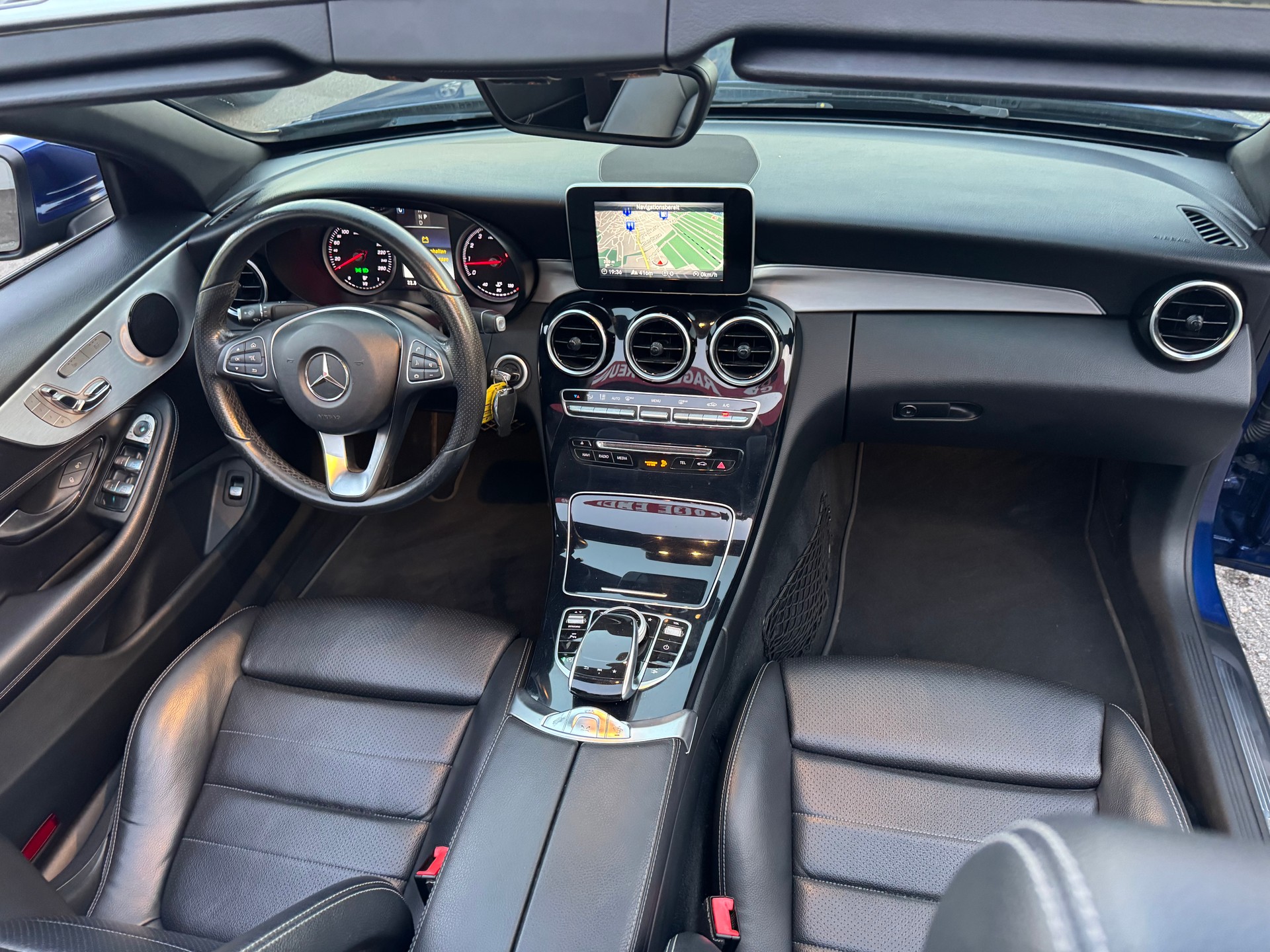 MERCEDES-BENZ C 180 Cabriolet 9G-Tronic-image-11