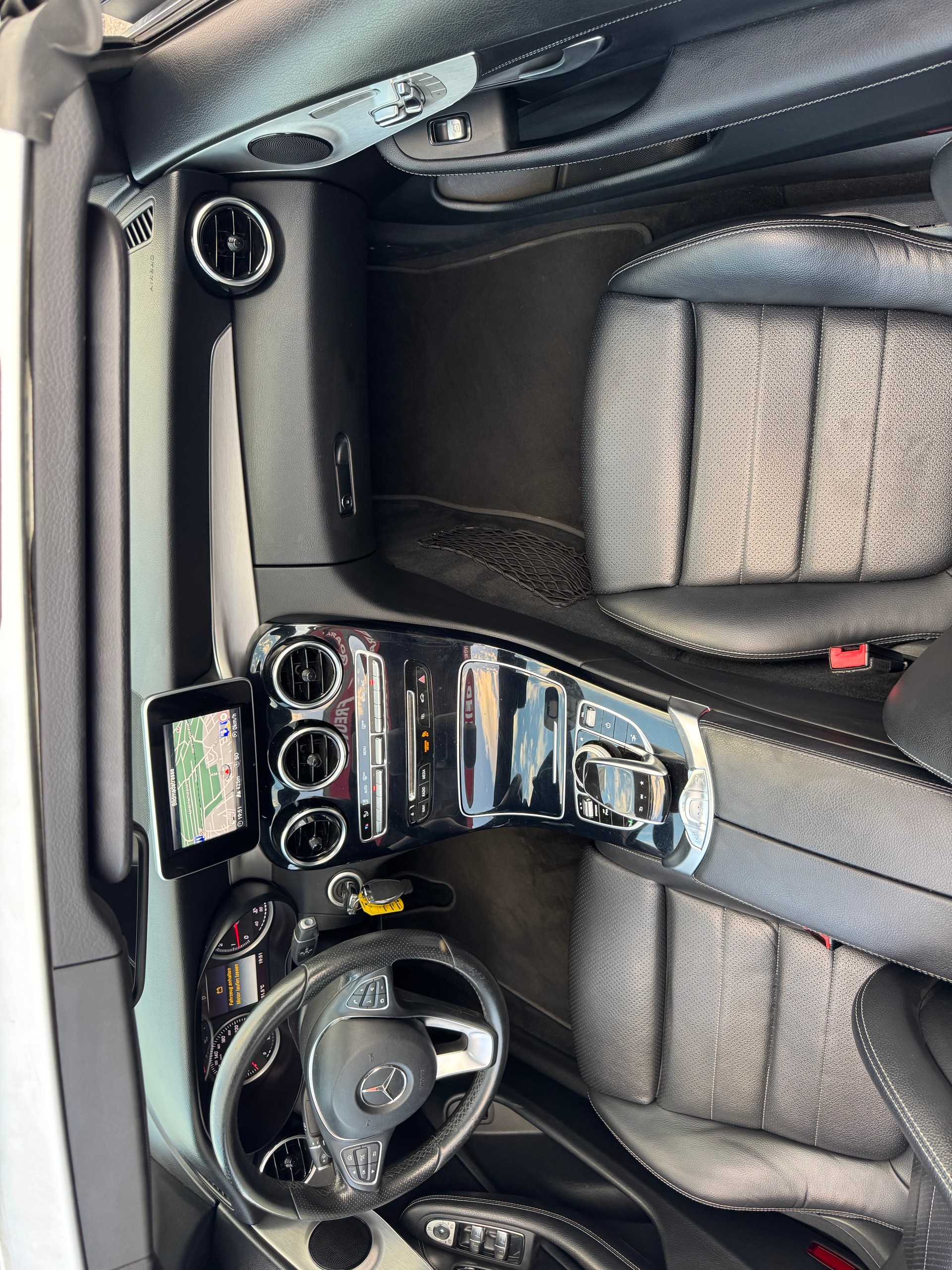 MERCEDES-BENZ C 180 Cabriolet 9G-Tronic-image-26