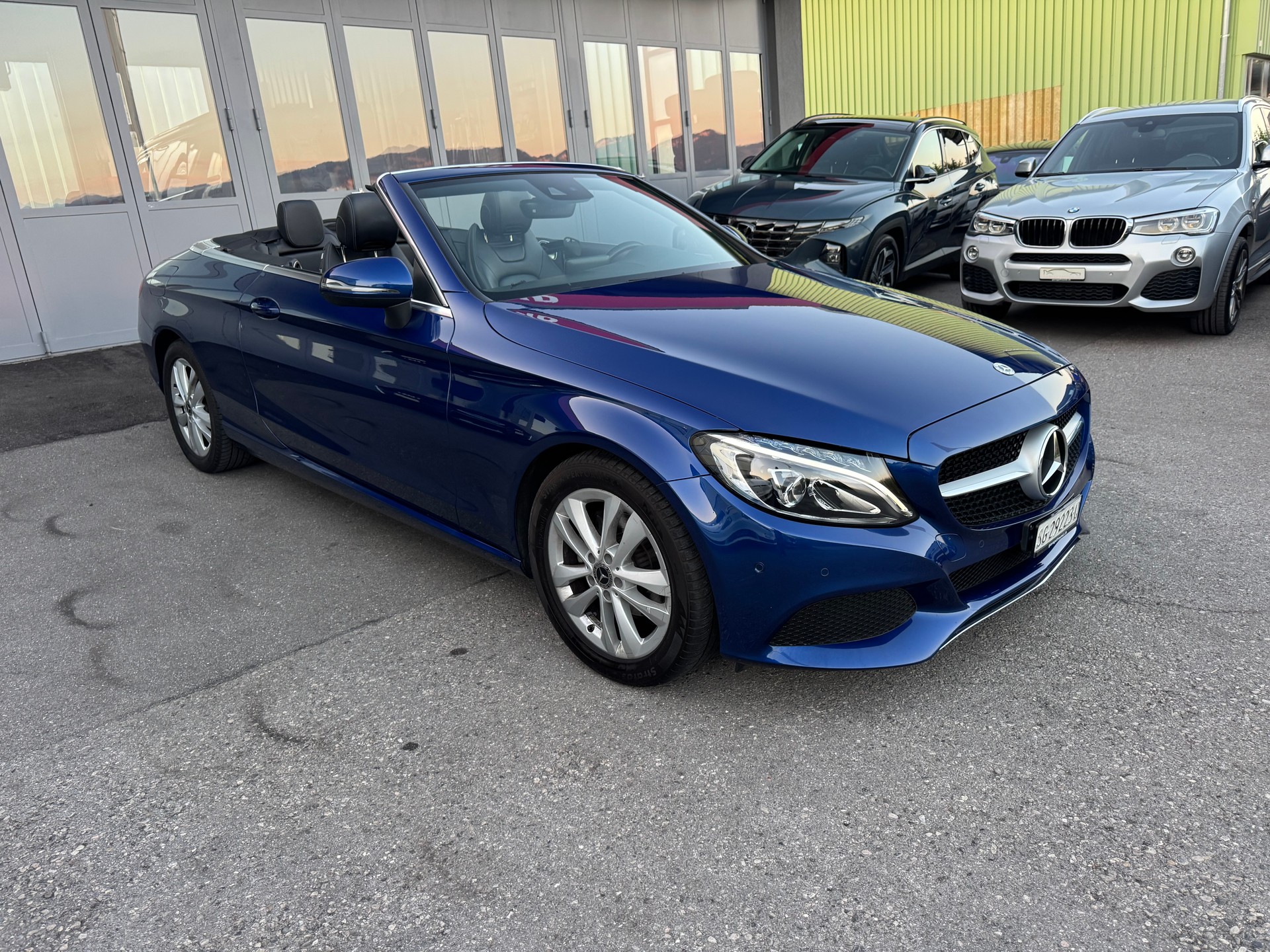 MERCEDES-BENZ C 180 Cabriolet 9G-Tronic-showroom-element-1