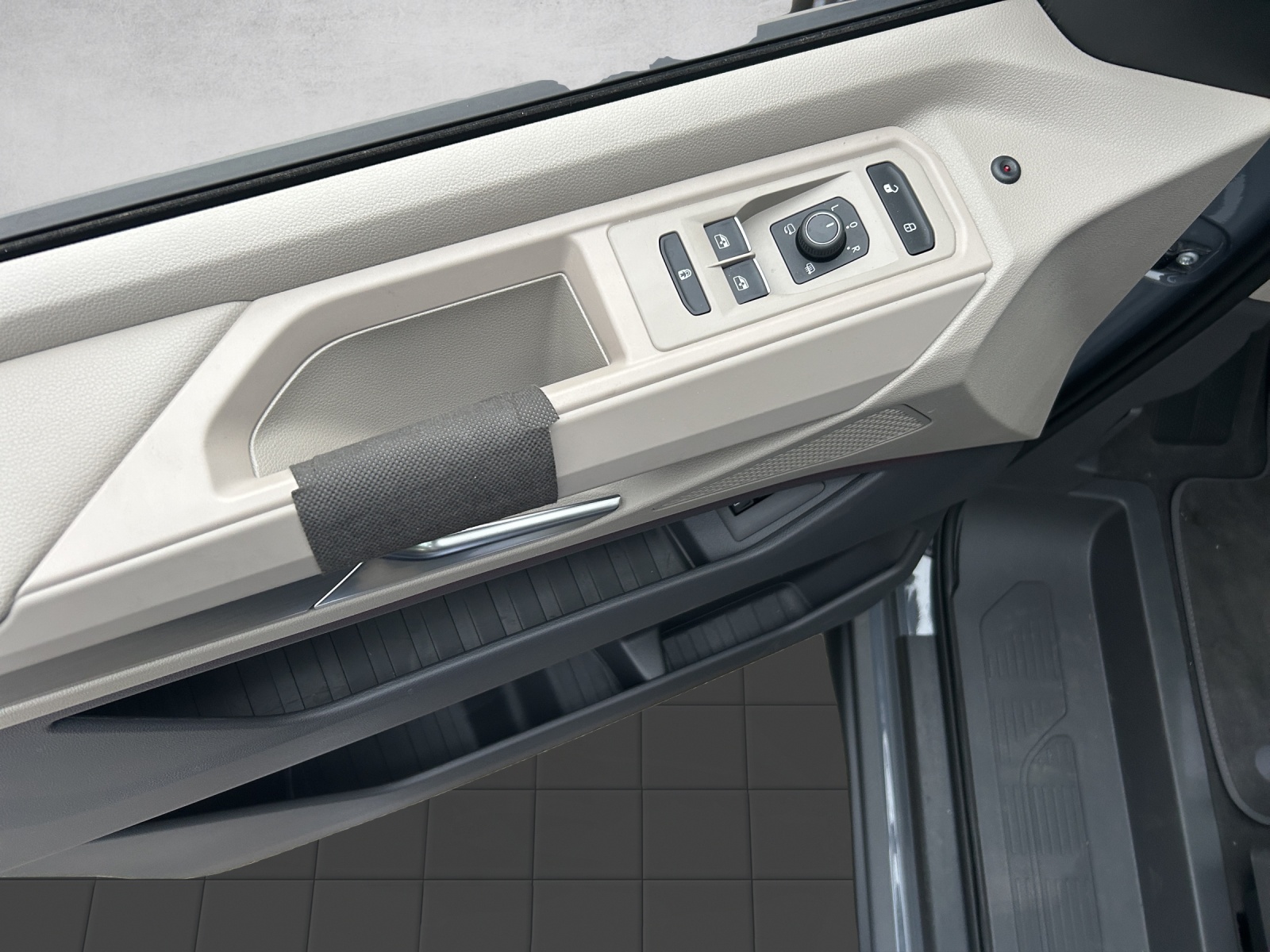 VW California eHybrid Ocean 4Motion-image-17