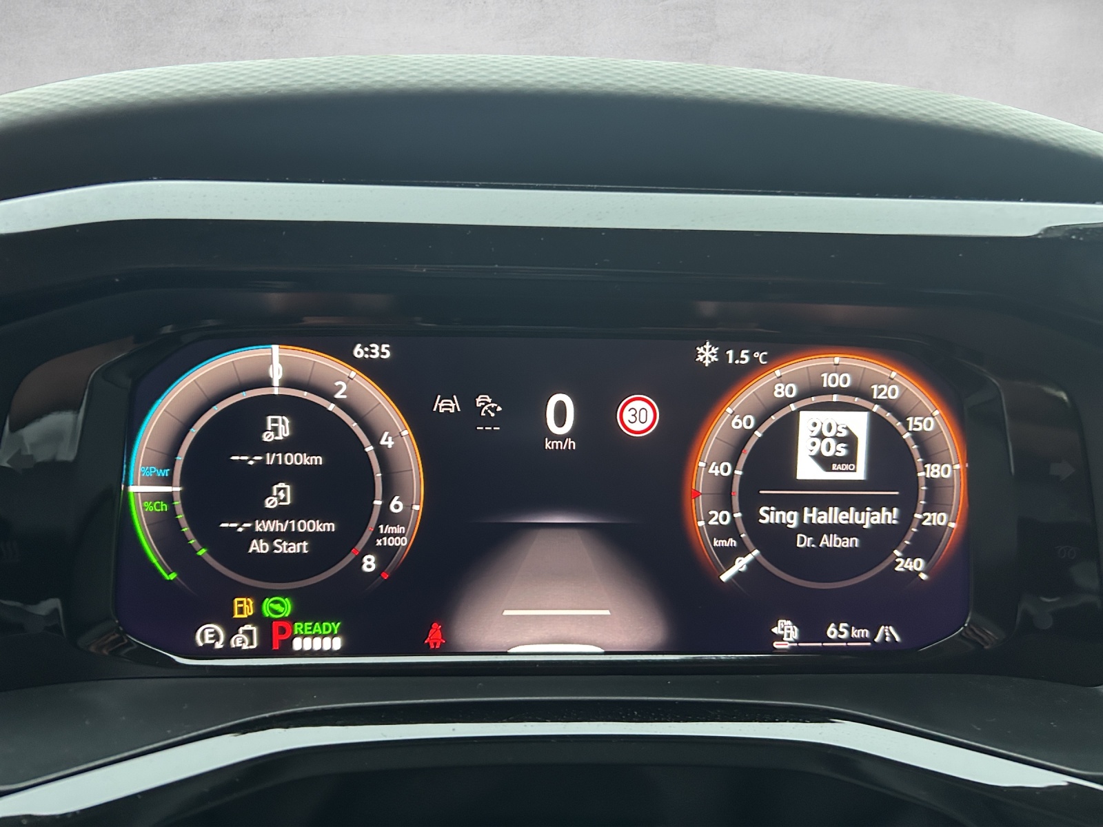 VW California eHybrid Ocean 4Motion-image-13