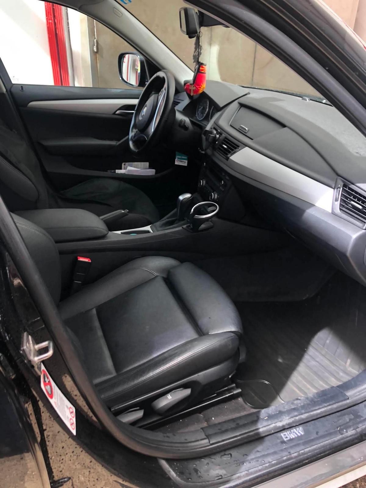 BMW 18d xDrive-image-2