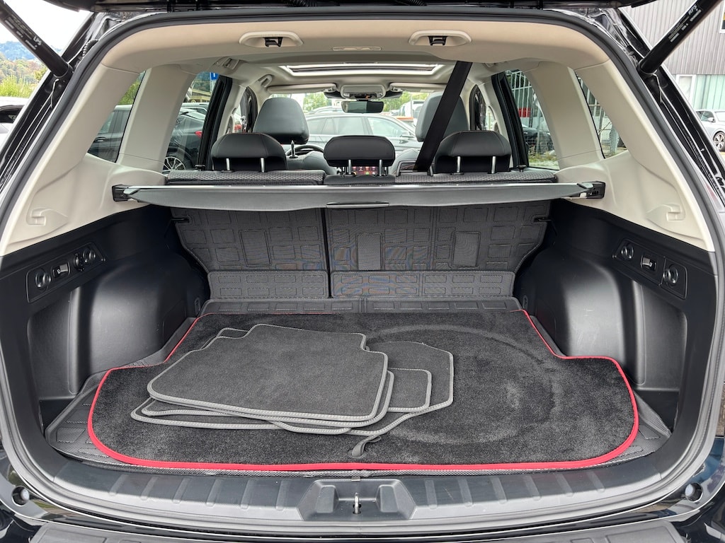 SUBARU Forester 2.0i e-Boxer Sport Lineartronic-image-18