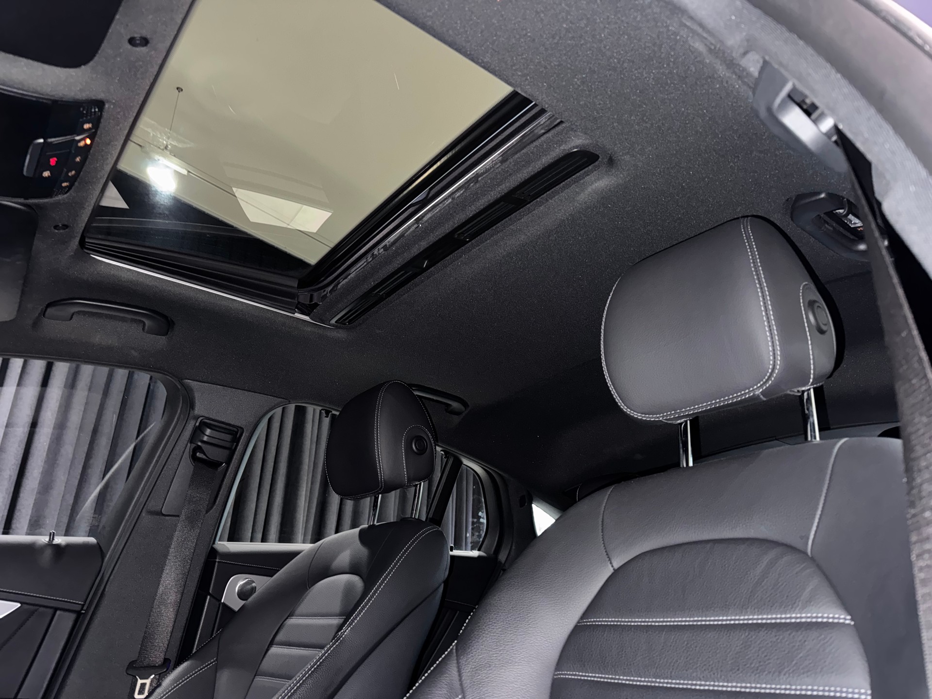 MERCEDES-BENZ GLC Coupé 400 d AMG Line 4Matic 9G-Tronic | 1.Hand | CH |-image-17