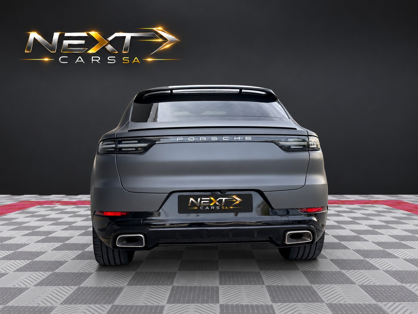 PORSCHE Cayenne Coupé E-Hybrid-image-3