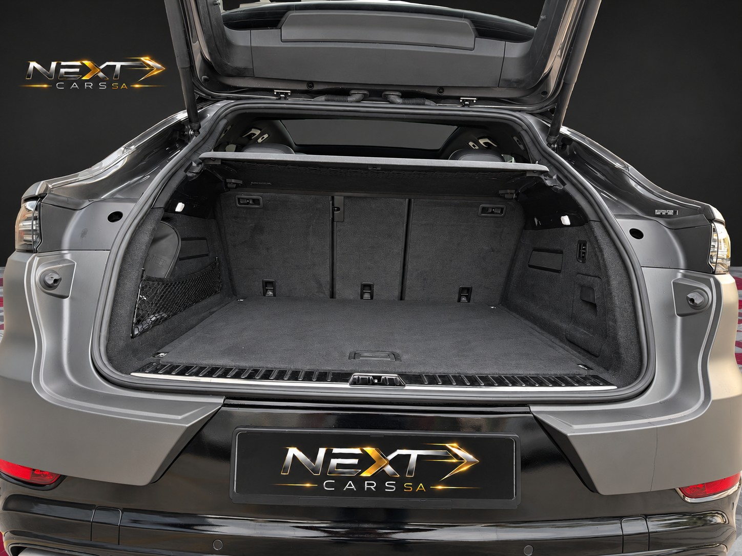 PORSCHE Cayenne Coupé E-Hybrid-image-4