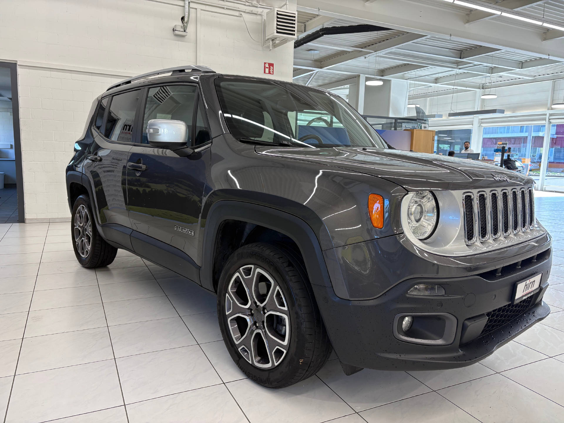 JEEP Renegade 1.4 170 MultiAir Limited AWD-image-2