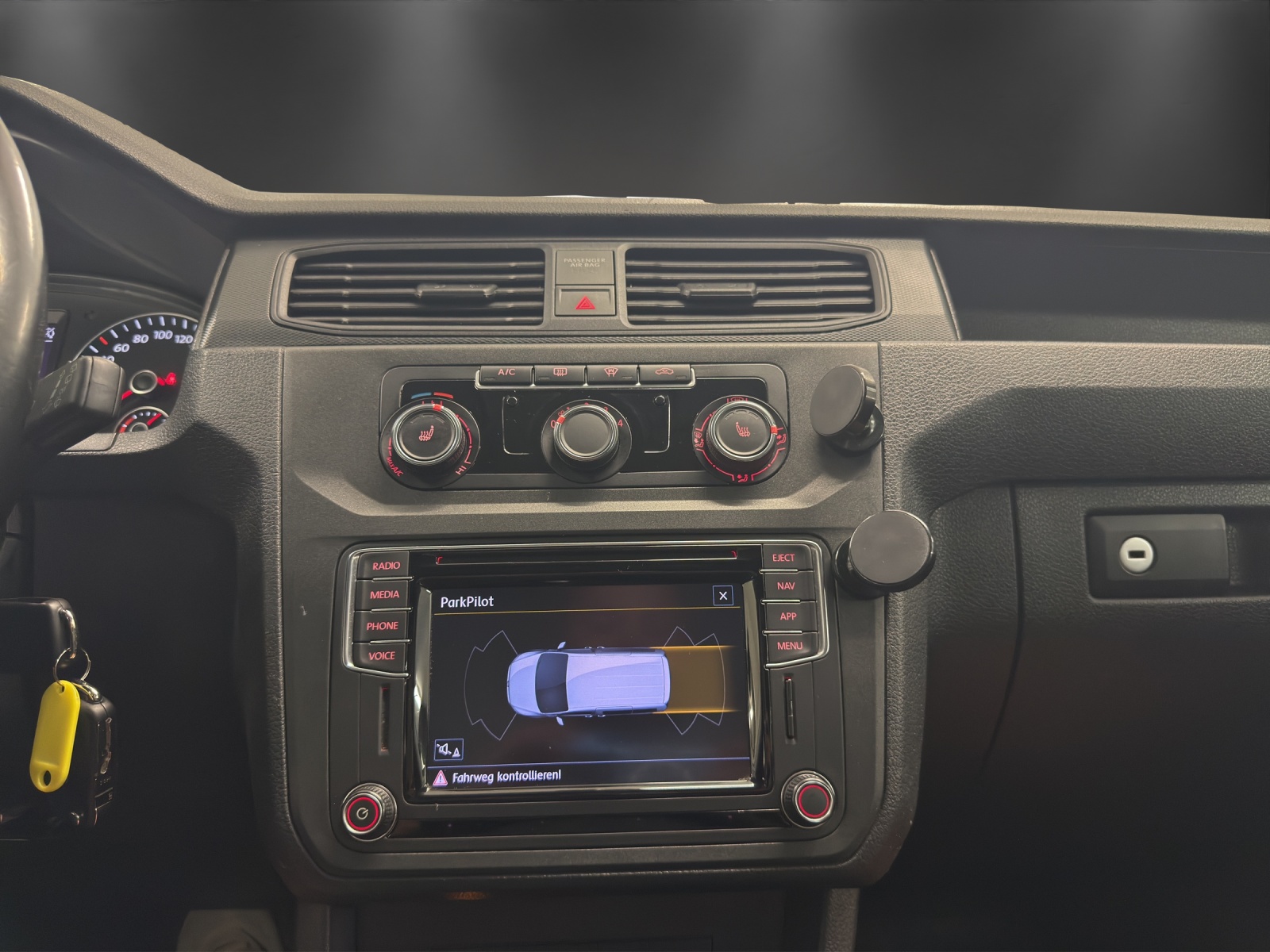 VW Caddy 1.4TGI BlueMotion Technology DSG-image-10