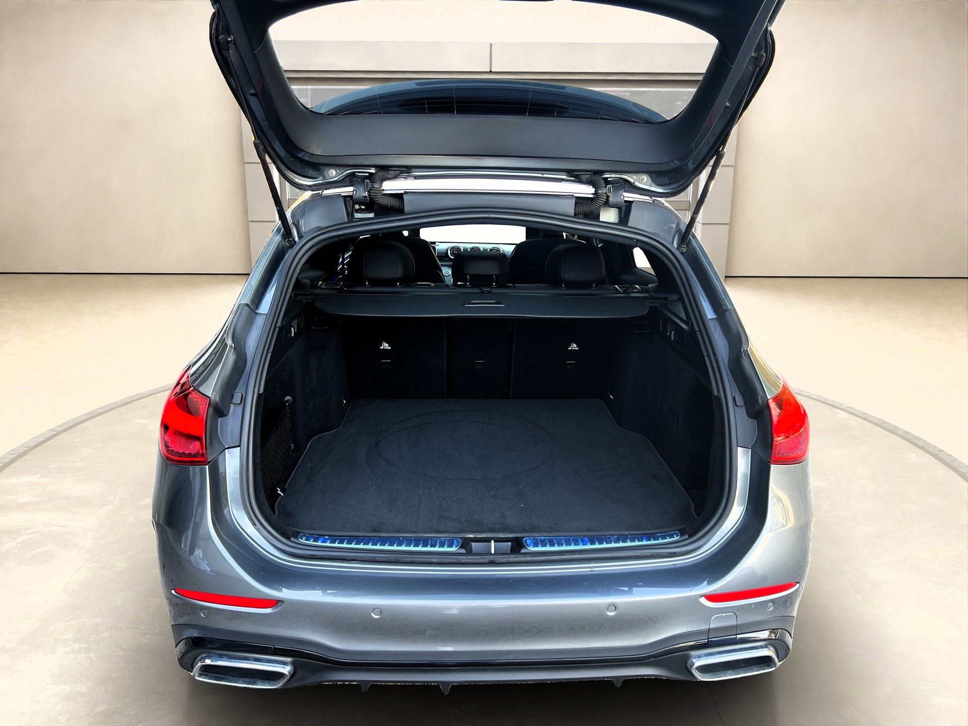 MERCEDES-BENZ C 300 T 4Matic❗FACELIFT AMG Line❗✅CH-Fahrzeug aus 1. Hand & 8-fach bereift✅-image-15