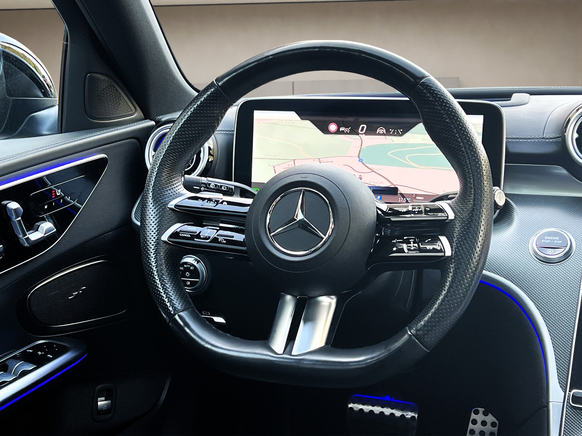 MERCEDES-BENZ C 300 T 4Matic❗FACELIFT AMG Line❗✅CH-Fahrzeug aus 1. Hand & 8-fach bereift✅-image-13