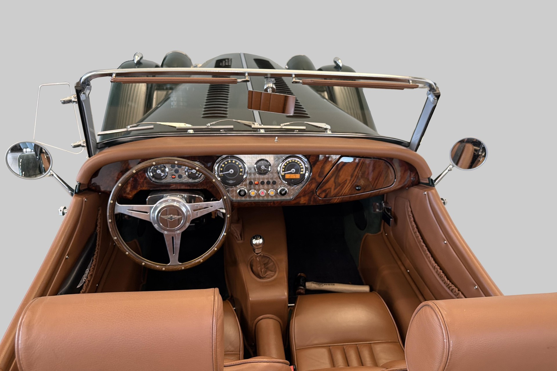 MORGAN Plus 4 2.0 Bespoke *Swiss* Bretish Racing Green-image-16
