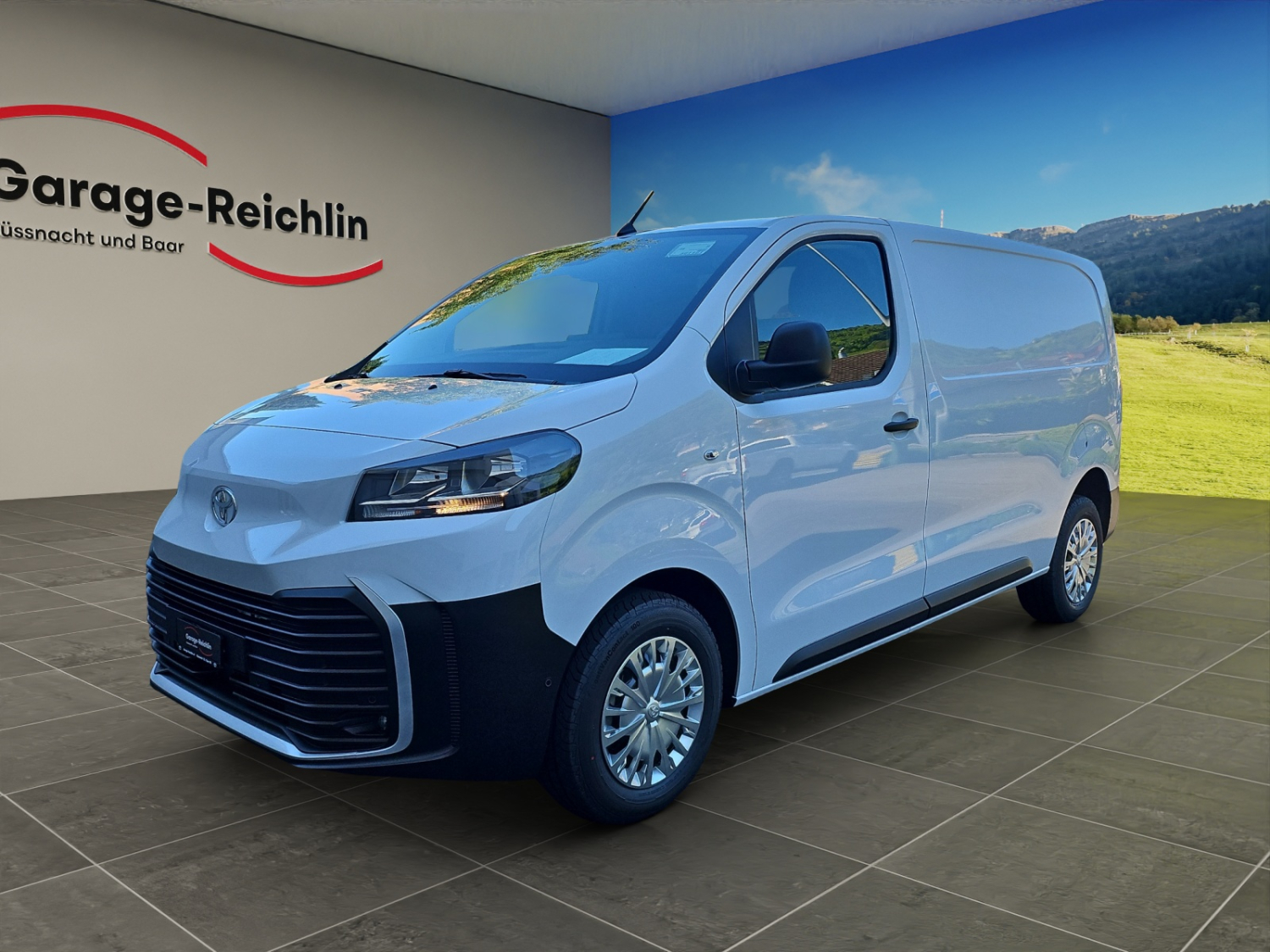 TOYOTA PROACE Van L1 2.0 D Advanced-image-0