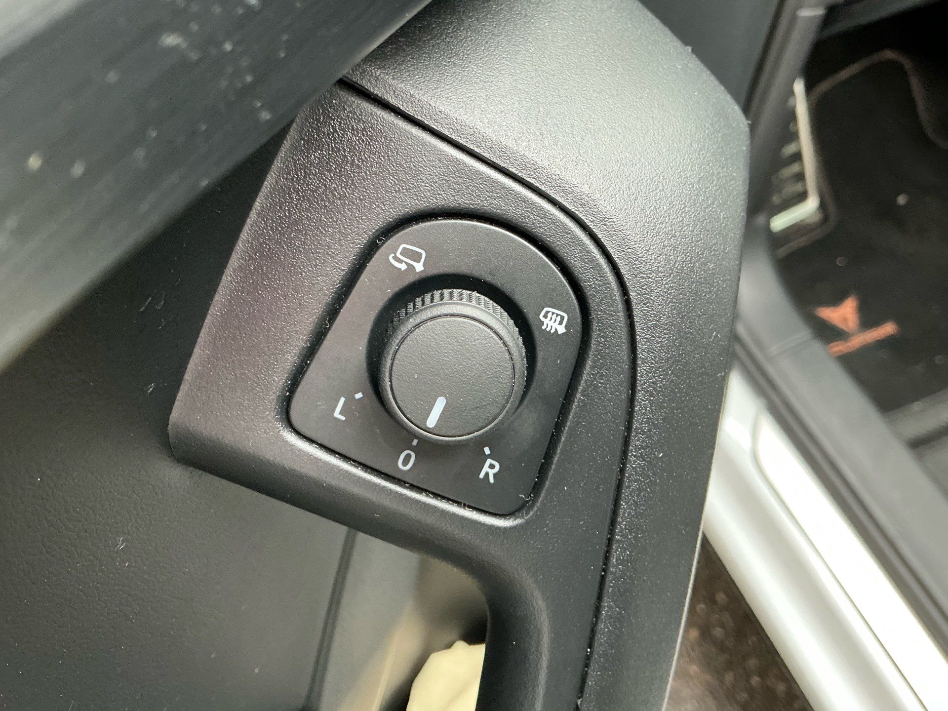 CUPRA Ateca 4Drive *** ANHÄNGERKUPPLUNG & 5 JAHRE CUPRA WERKSGARANTIE ***-image-27