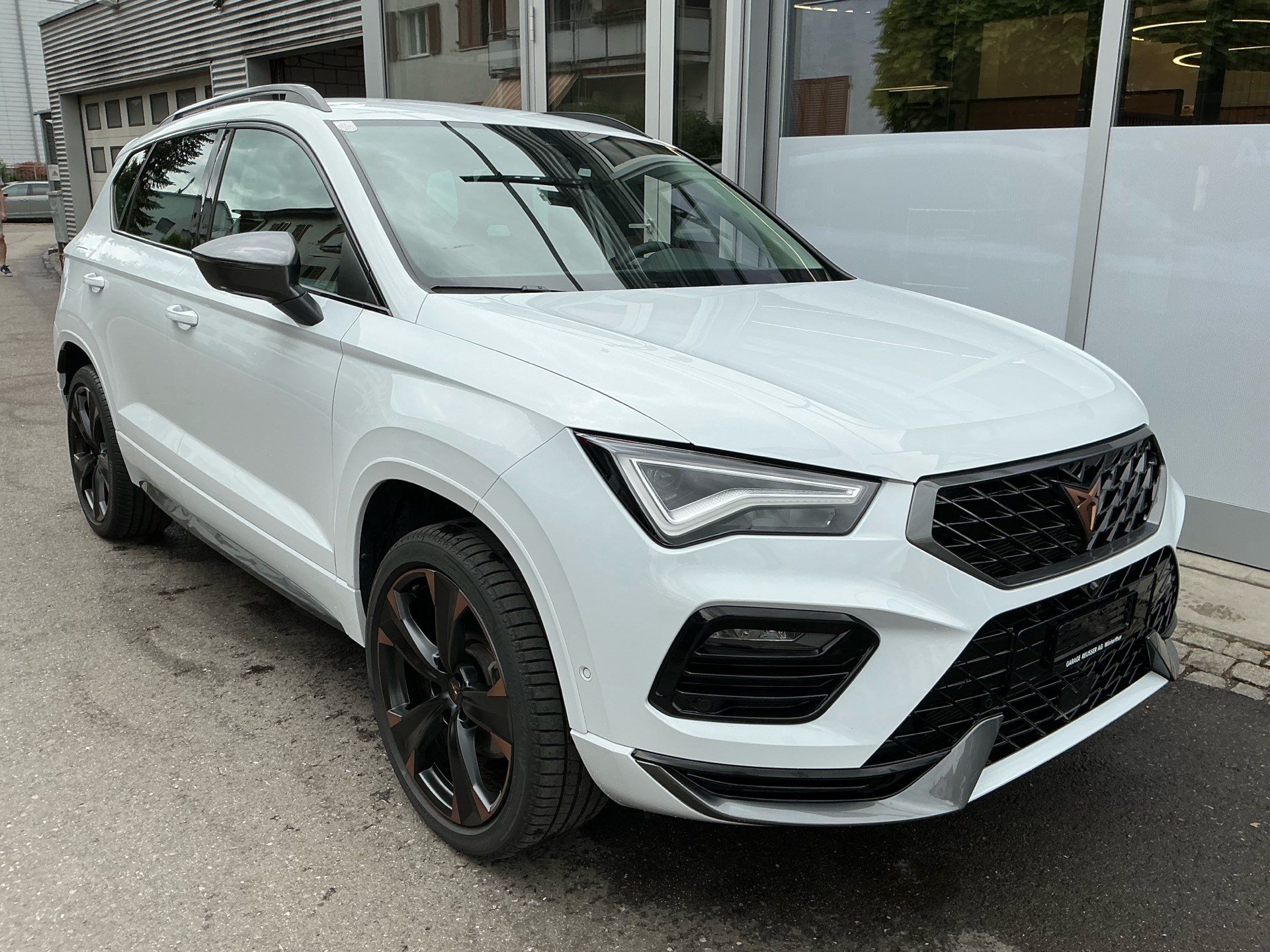 CUPRA Ateca 4Drive *** ANHÄNGERKUPPLUNG & 5 JAHRE CUPRA WERKSGARANTIE ***-image-2
