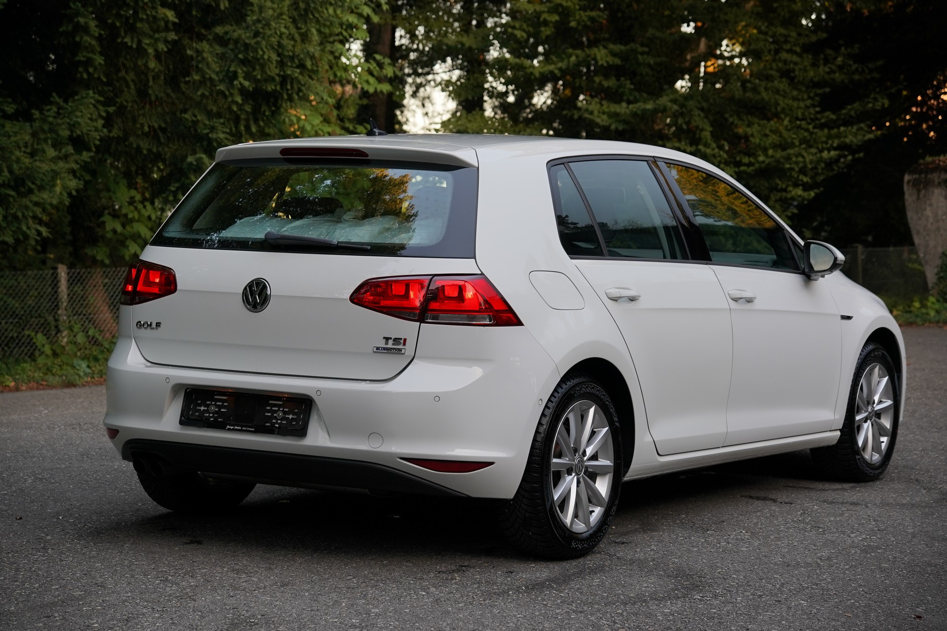 VW Golf 1.4 TSI Lounge DSG-image-2