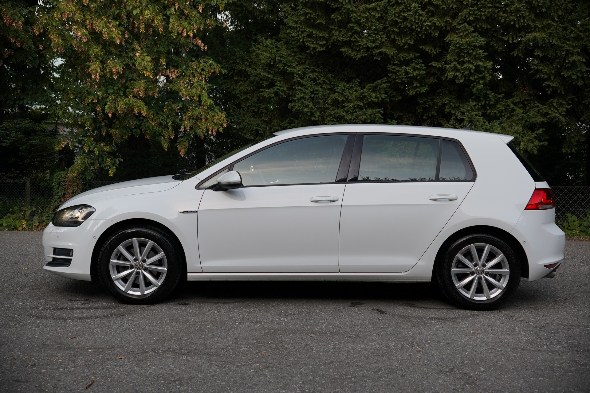 VW Golf 1.4 TSI Lounge DSG-image-5