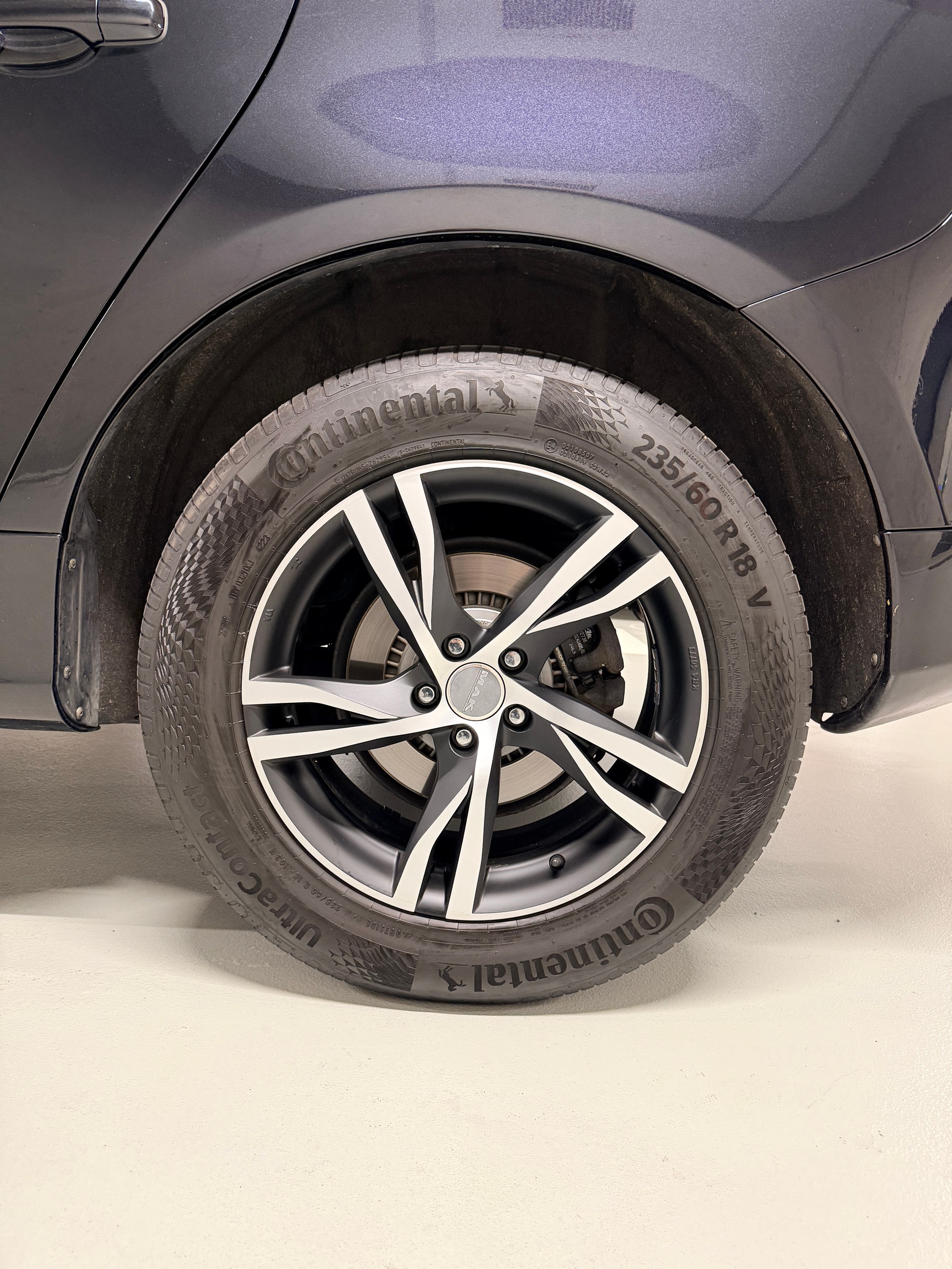 VOLVO XC60 D5 AWD Summum Geartronic-image-27