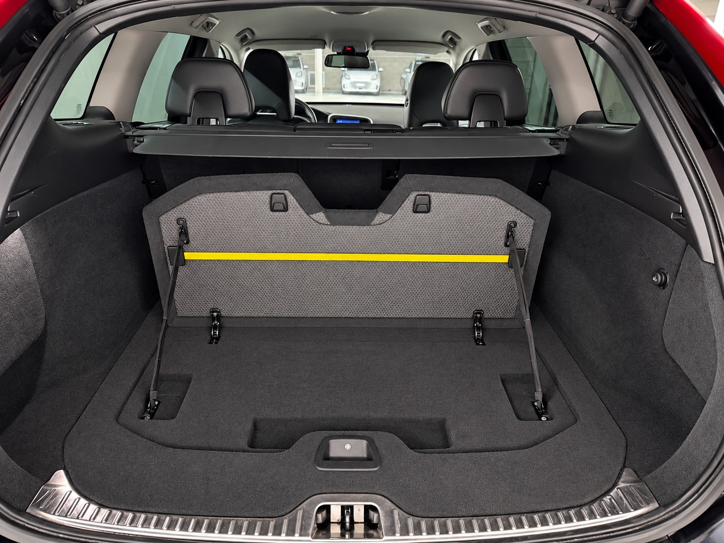 VOLVO XC60 D5 AWD Summum Geartronic-image-20