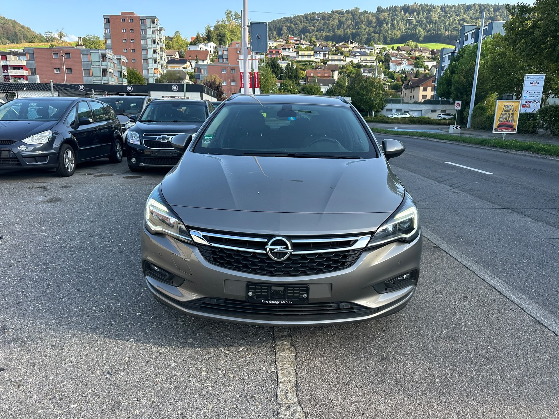 OPEL Astra Sports Tourer 1.4i Turbo Dynamic Automatic-image-2