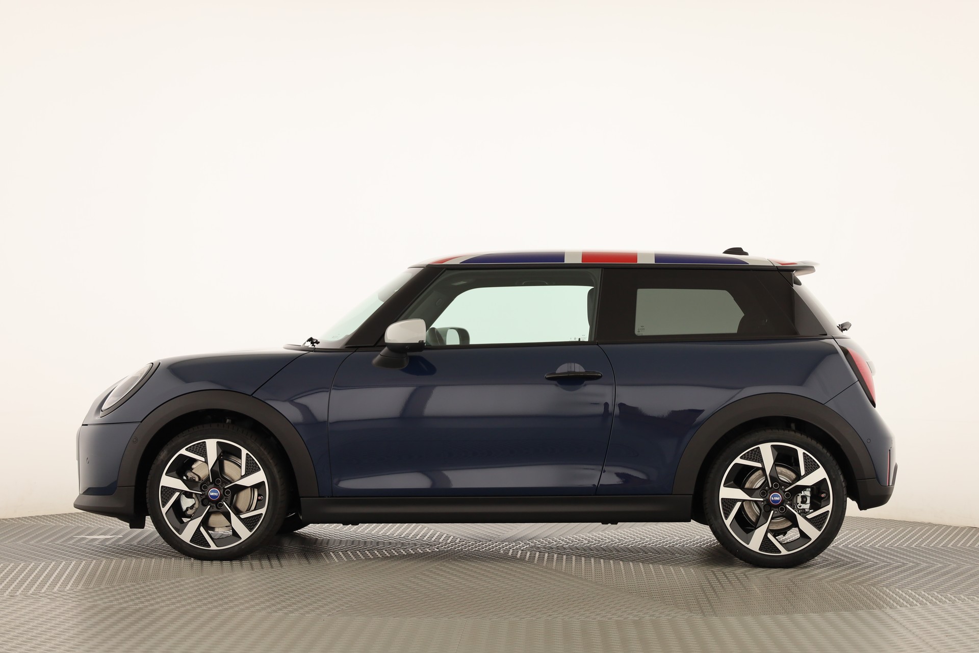 MINI Cooper S DKG I MINI Days Offer-showroom-element-3
