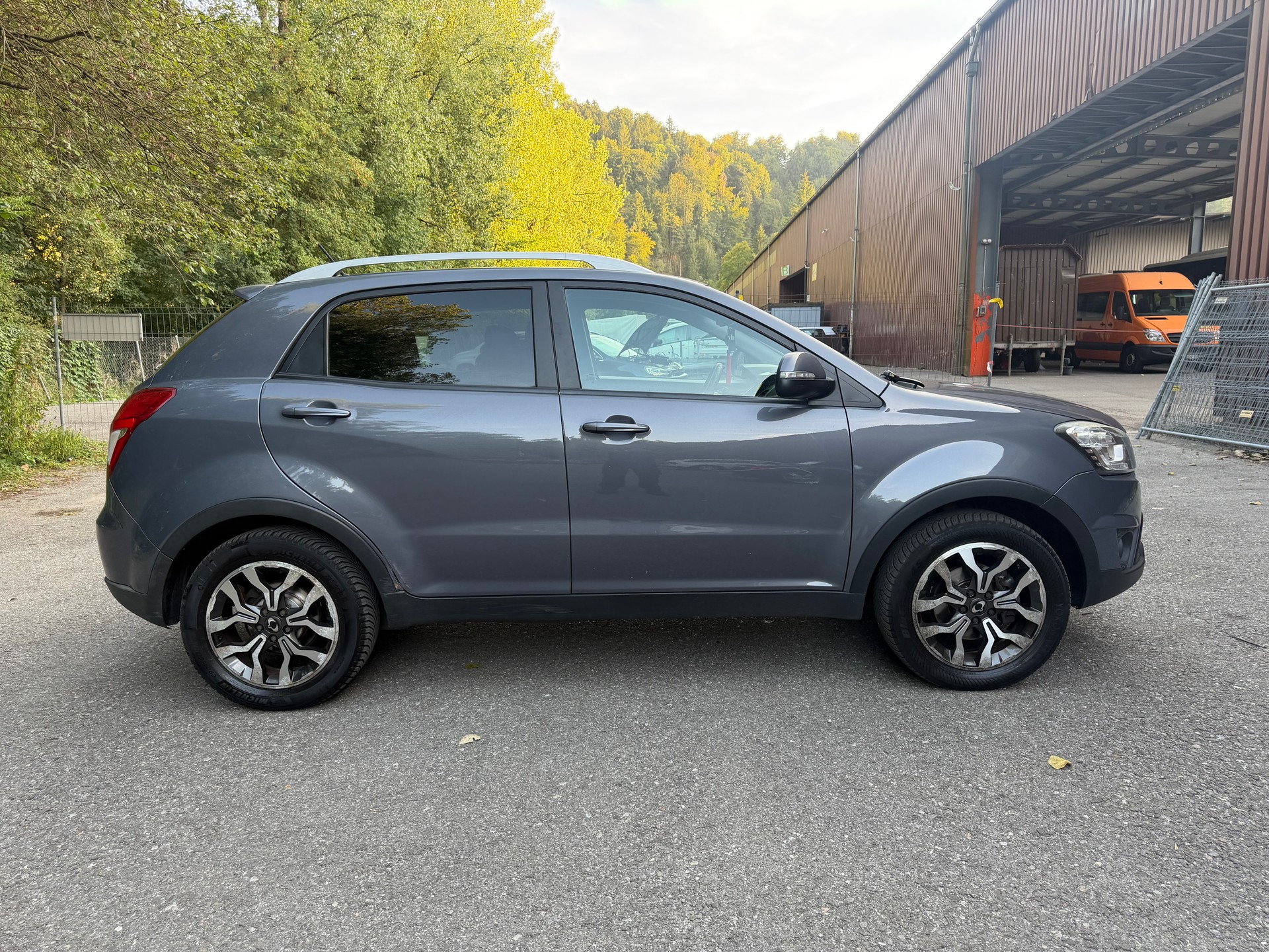 KGM-SsangYong Korando 2.2 e-XDi Quartz 4WD Automatic-image-3