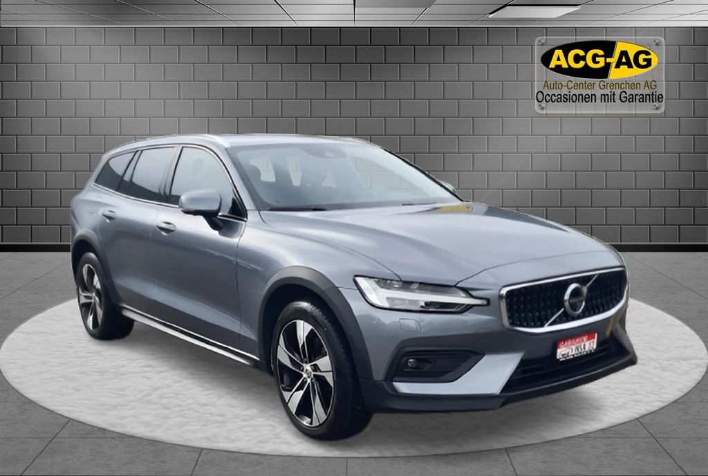 VOLVO V60 Cross Country B4 Diesel Mild Hybrid AWD Geartronic ** Voll-Leder ** Gr-Navi ** RF-Kamera 360° ** Sitzmemory ** Ab MFK **-image-0