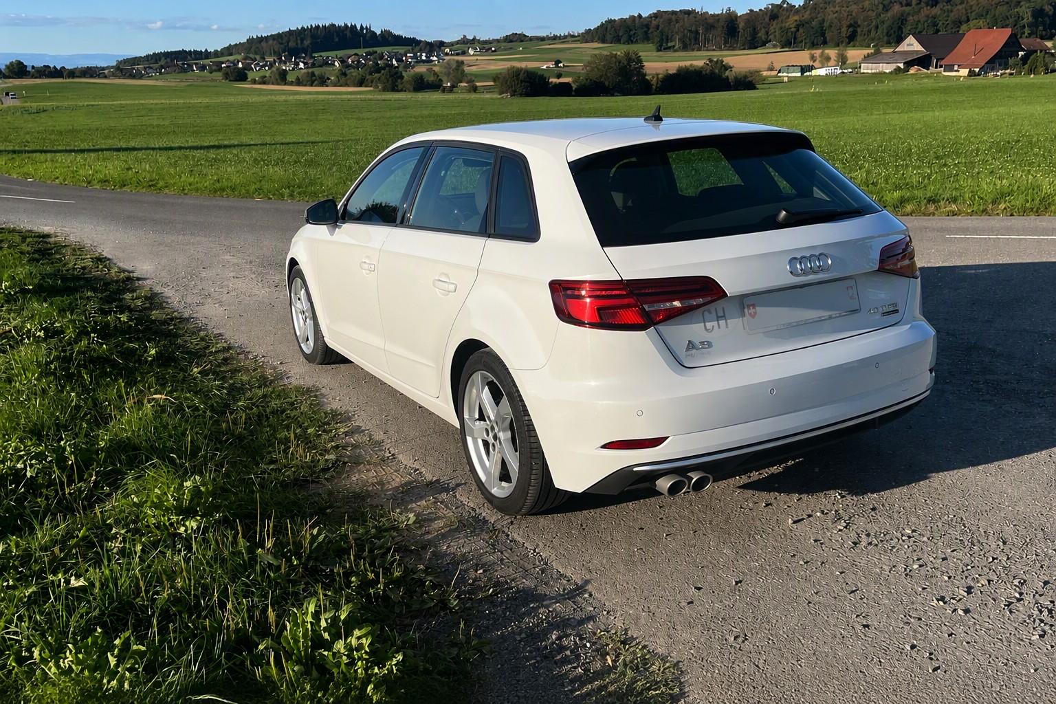 AUDI 2.0 40 TFSI Sp. Attrac. qu.STr-image-1