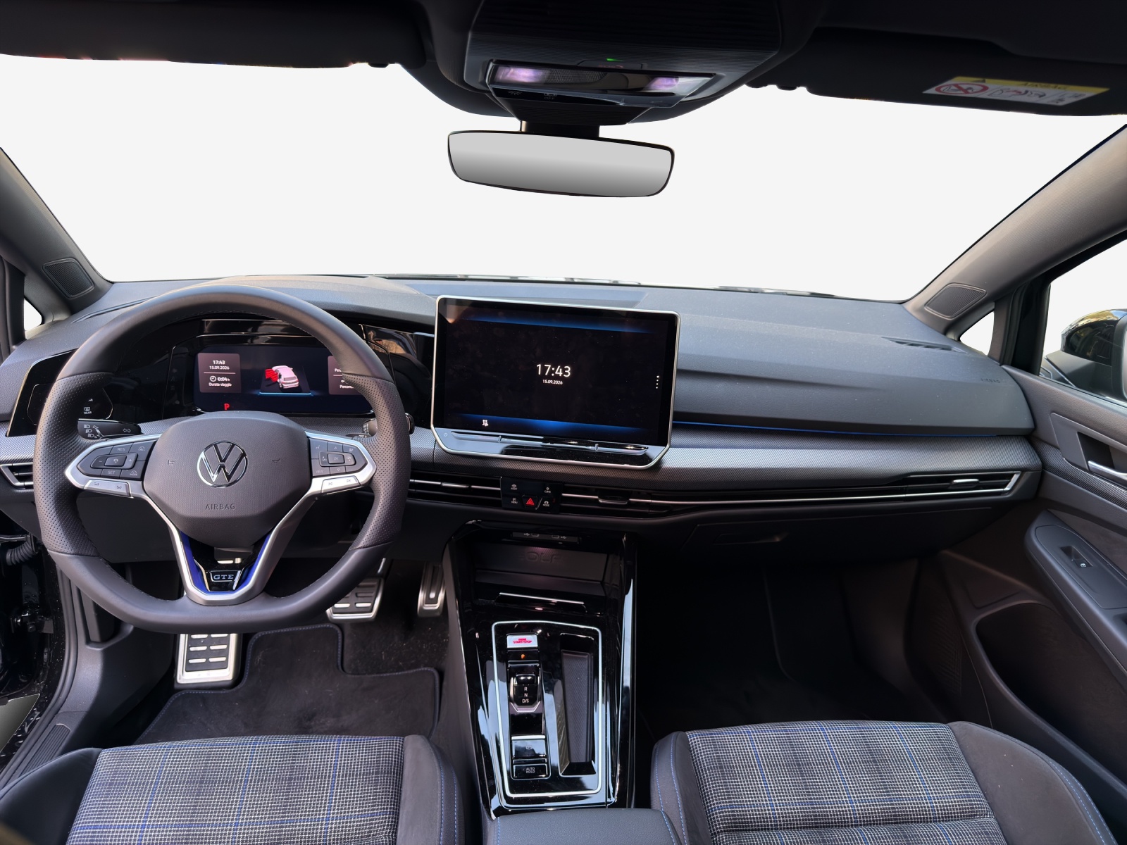 VW Golf 1.5 TSI PHEV GTE-image-8