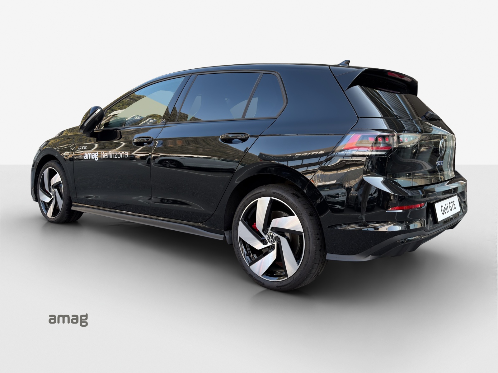 VW Golf 1.5 TSI PHEV GTE-image-2