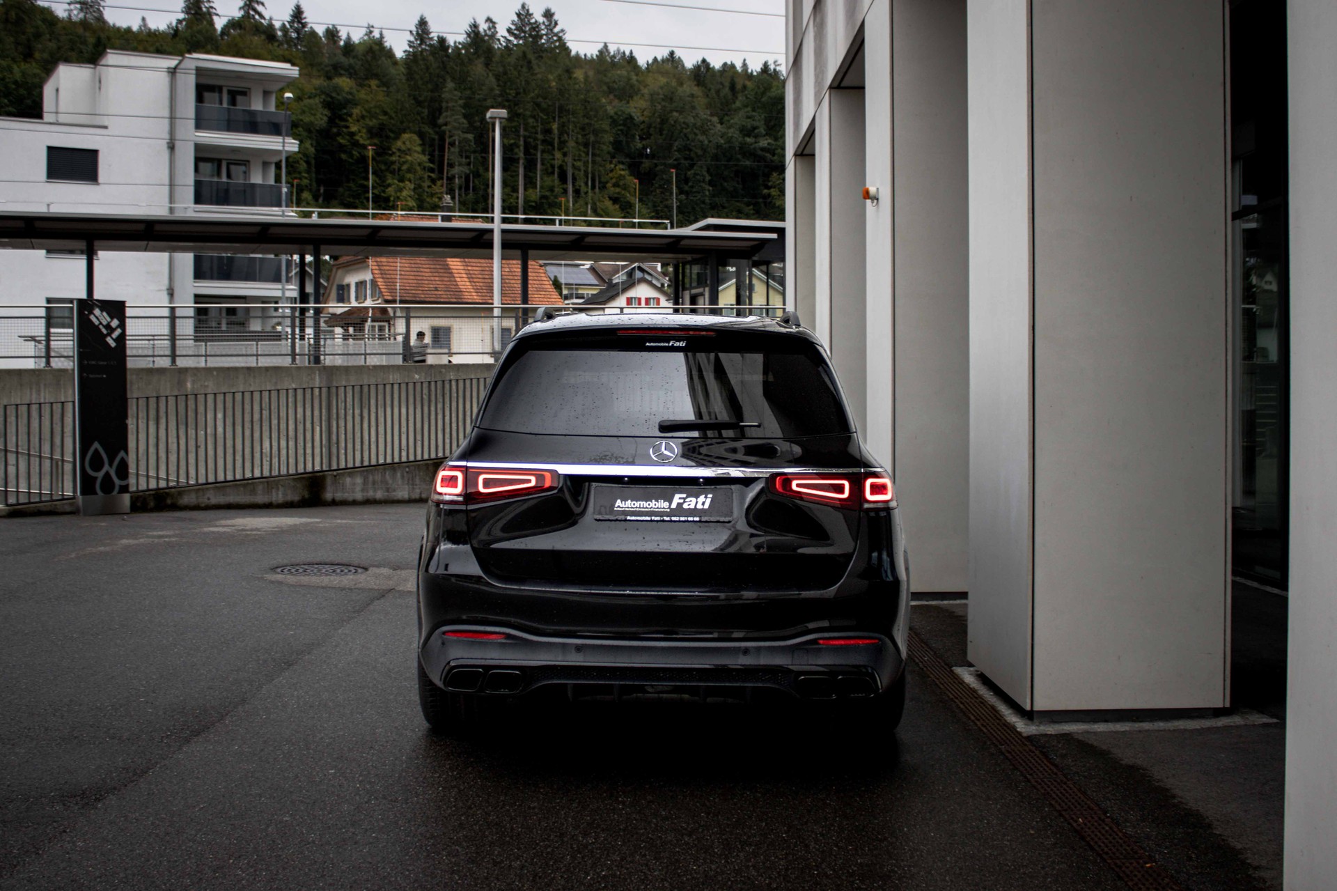 MERCEDES-BENZ GLS 63 4Matic+ TCT 9G-Vollausst.-image-3