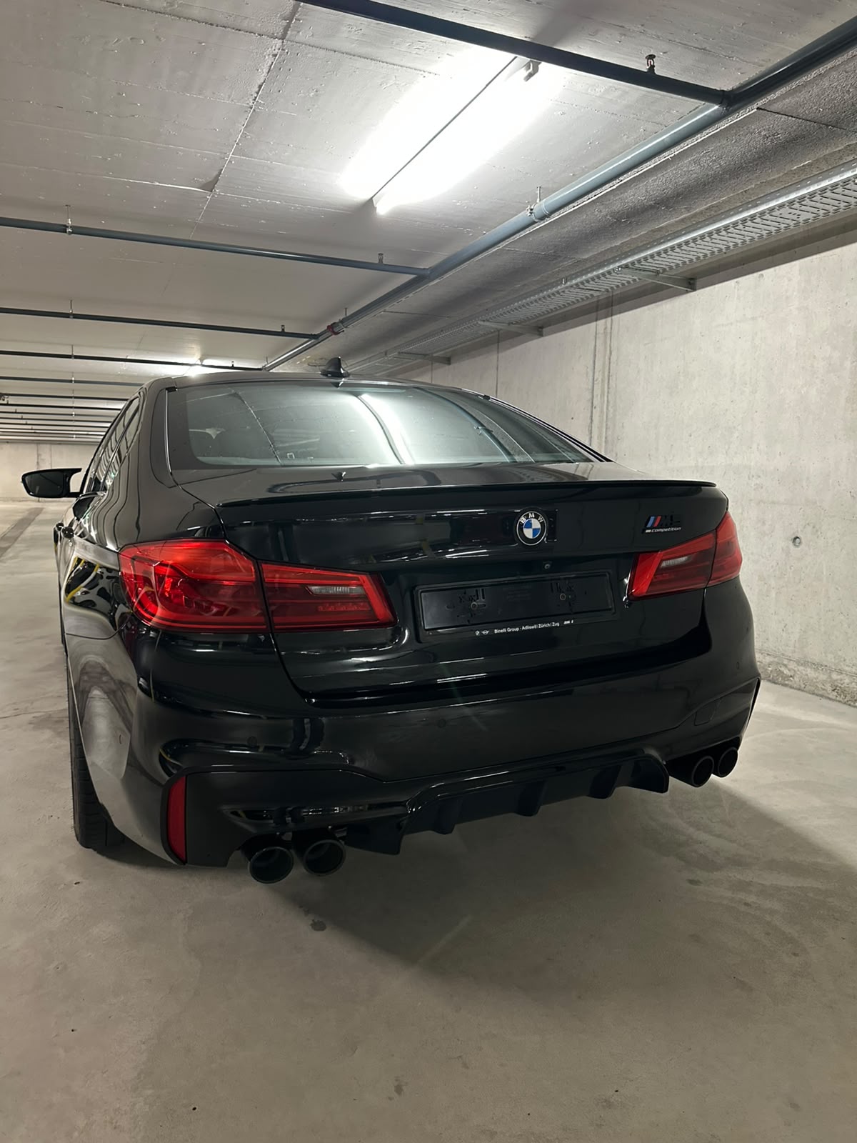 BMW M5 Competition xDrive-image-2