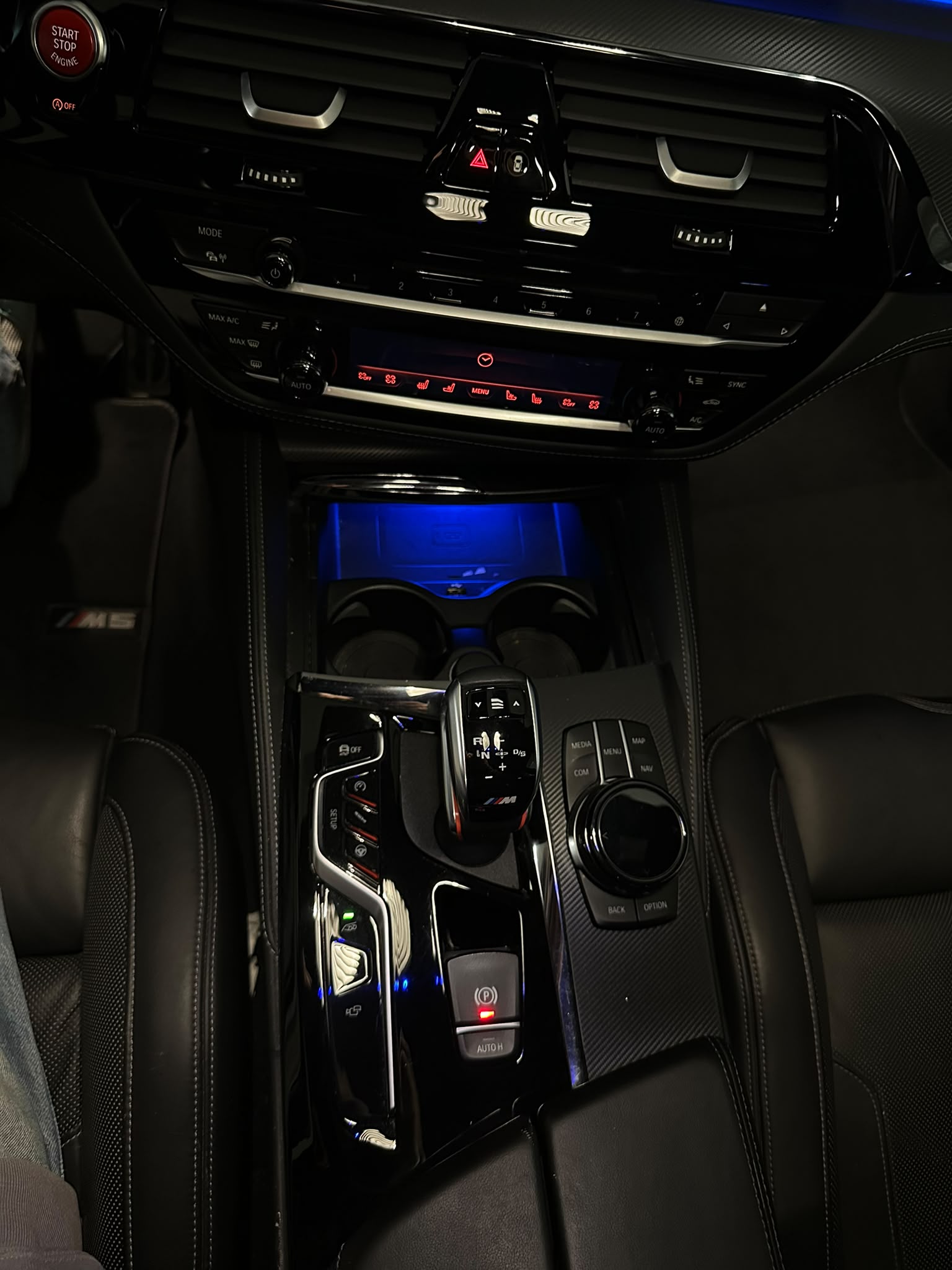 BMW M5 Competition xDrive-image-15